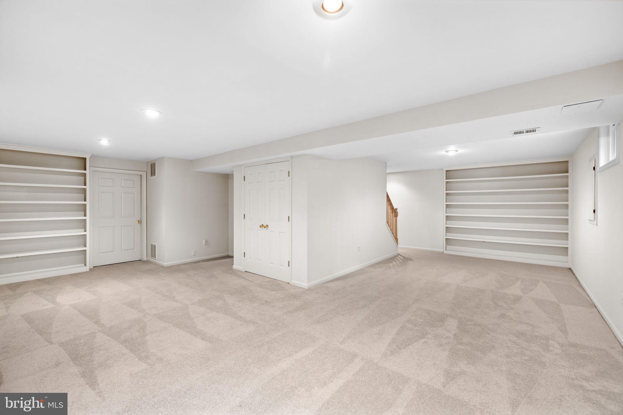 POHICK STATION - Residential