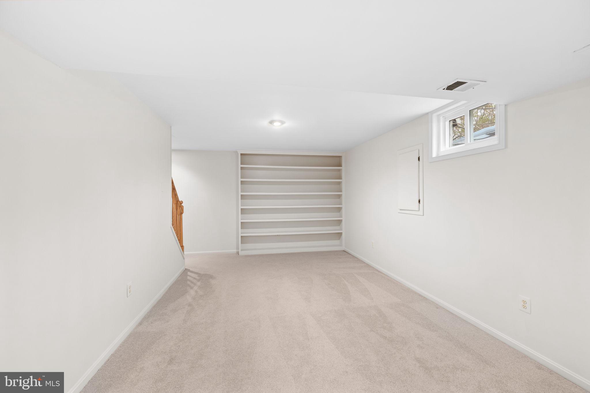 POHICK STATION - Residential