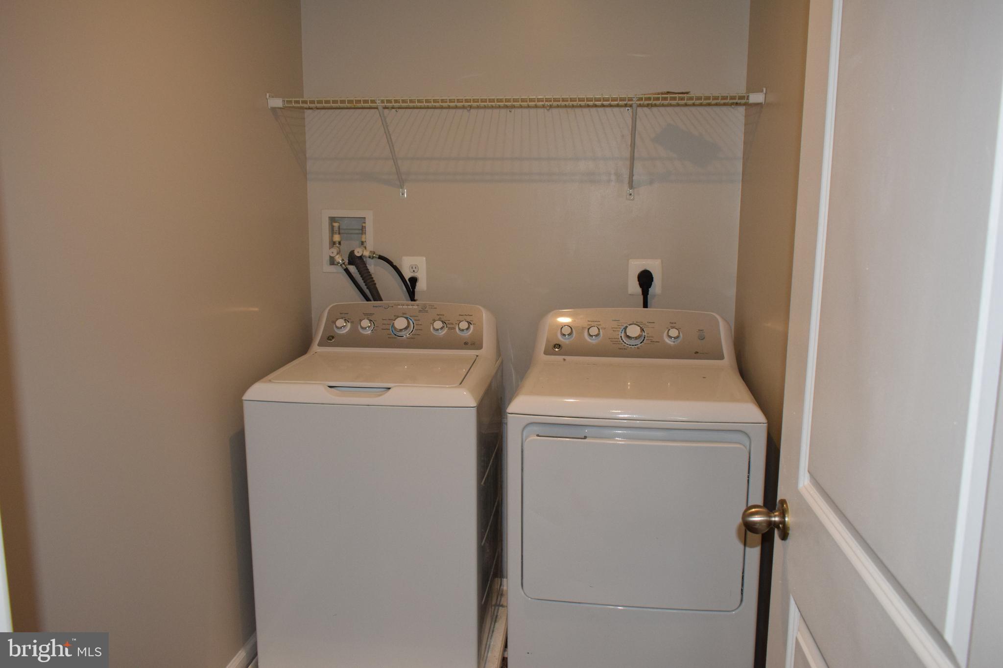 MIDDLE RIVER - Residential Lease