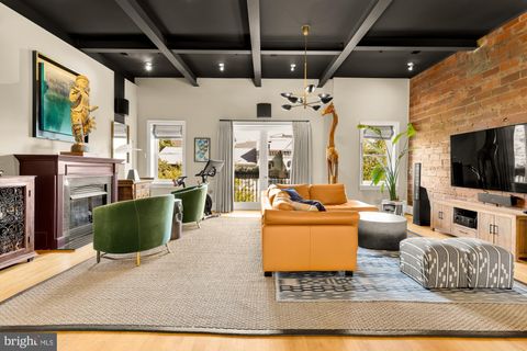 Photo of 1220 N Street NW #4B, WASHINGTON, DC 20005 (MLS # DCDC2216522)