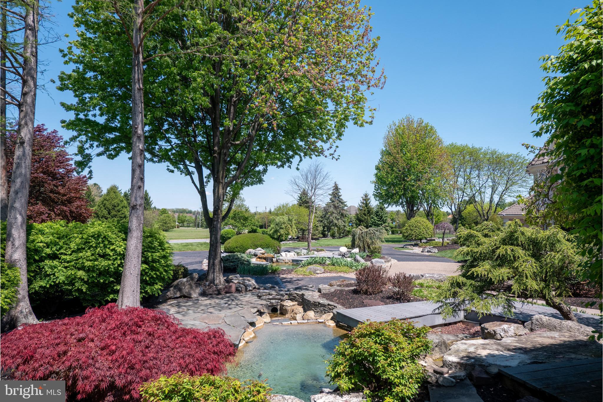 COUNTRY CLUB ESTATES - Residential