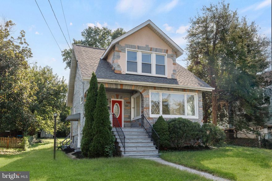 Welcome to 2803 Berwick Ave – where charm meets modern flair in the heart of Parkville! This beautifully updated 4-bedroom, 2.5-bath gem is bursting with personality and move-in ready vibes. From the moment you step onto the inviting front porch, you'll feel right at home.
Inside, you'll find warm hardwood floors, tons of natural light, and a stylish kitchen with granite counters, stainless steel appliances, and space to gather, cook, and make memories. The finished lower level is perfect for movie nights, game days, or creating your dream hangout space.
Step outside to a spacious backyard with a deck that’s made for summer BBQs, playtime, or just soaking up the sunshine. With over 1,700 sq ft of living space and a 9,000+ sq ft lot, there’s room to grow, entertain, and enjoy.
Whether you're a first-time buyer or looking to take advantage of buyer incentive programs, this home is a total win. Don’t miss your chance to own a piece of Parkville charm with all the modern touches—schedule your tour today and fall in love!
