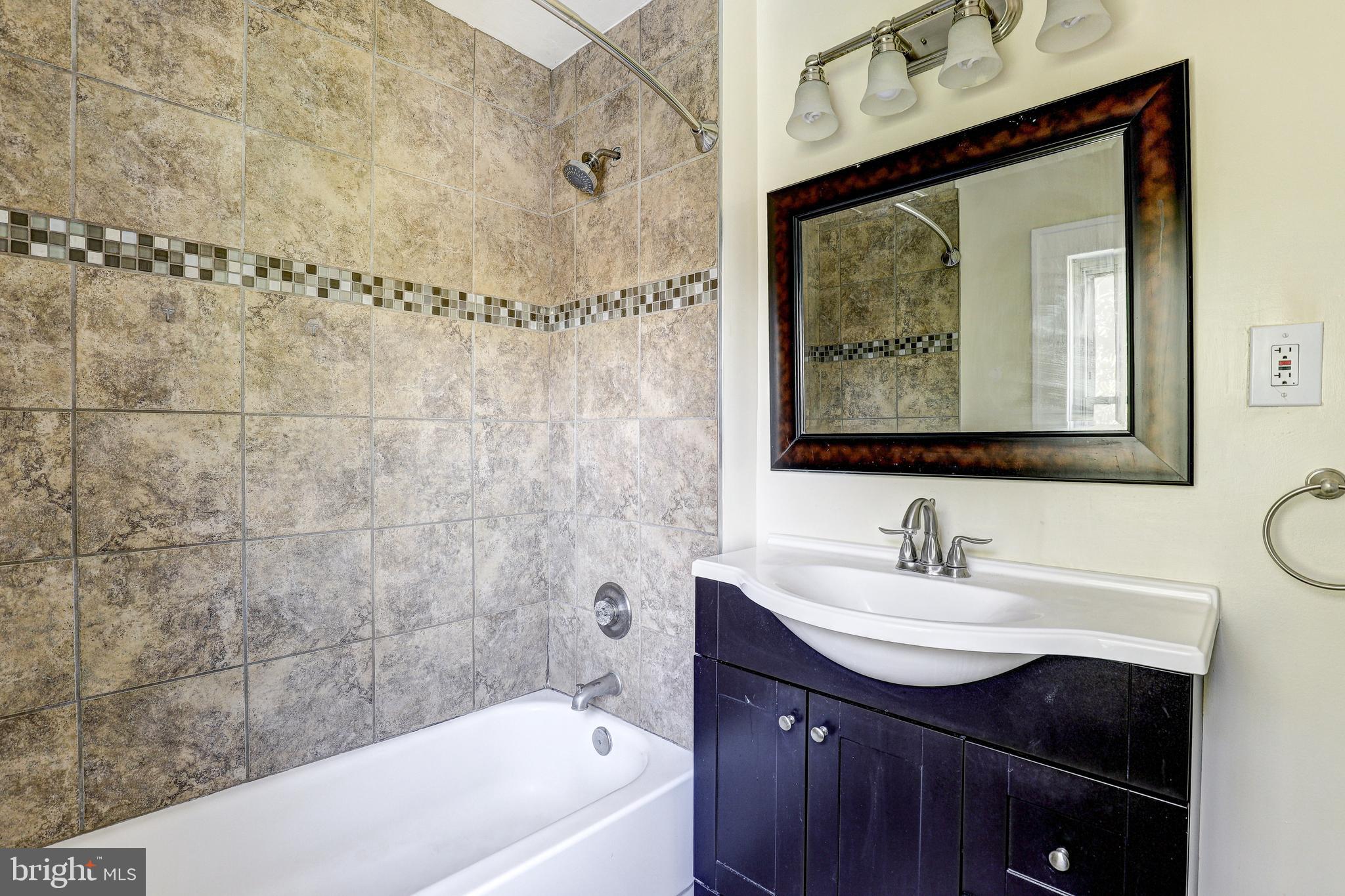 PARKVILLE - Residential