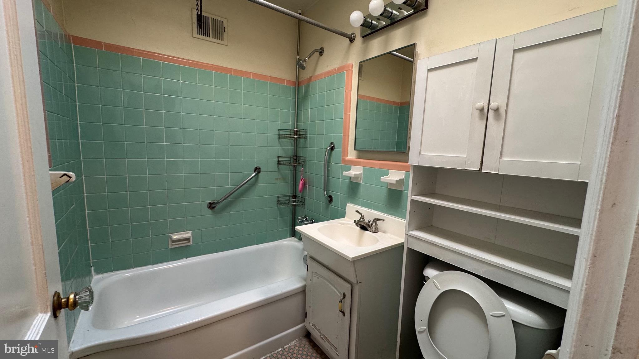 MAYFAIR - Residential