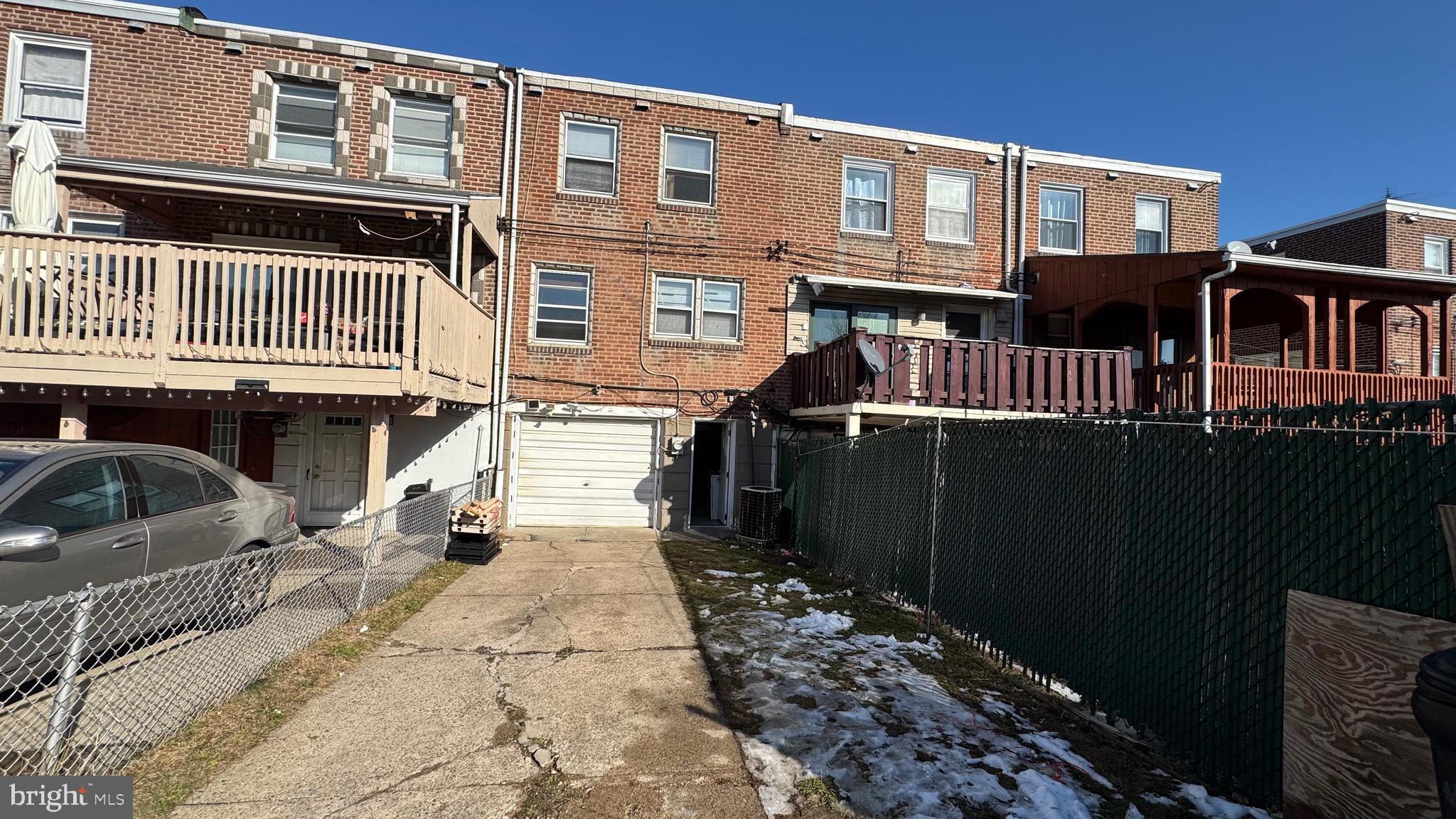 MAYFAIR - Residential