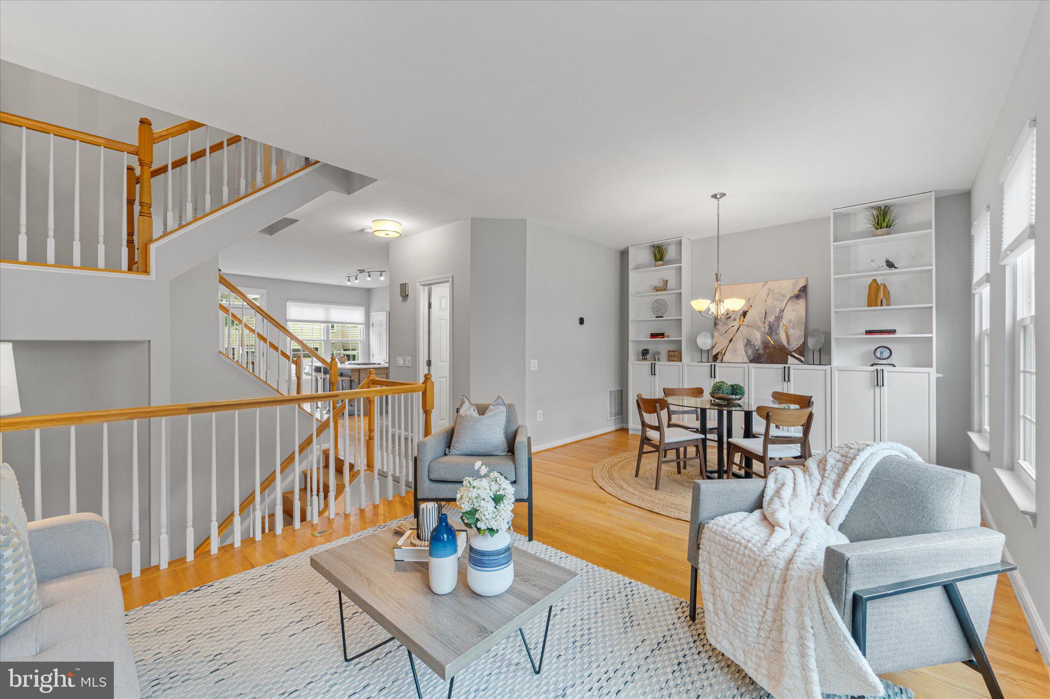 RANDOM HILLS - Residential