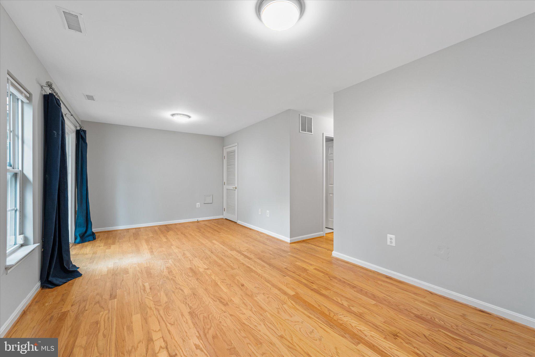 RANDOM HILLS - Residential