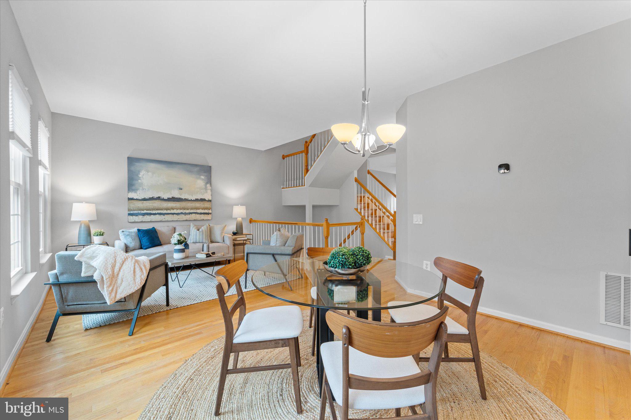 RANDOM HILLS - Residential