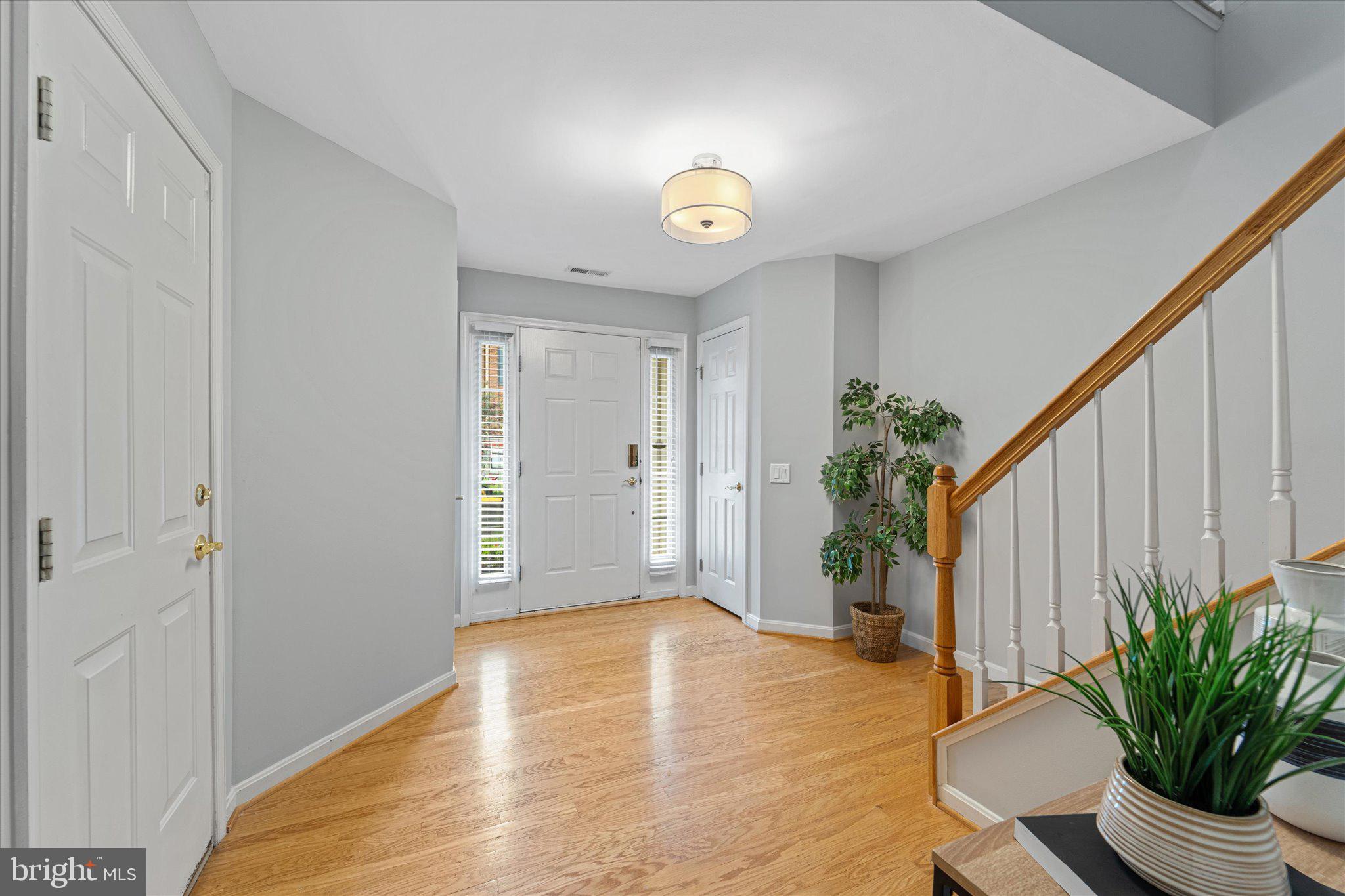 RANDOM HILLS - Residential