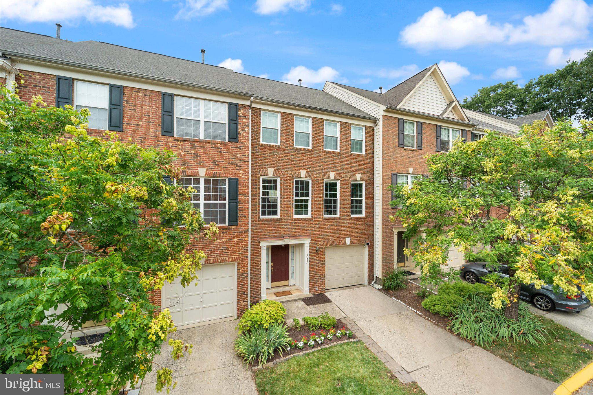 RANDOM HILLS - Residential