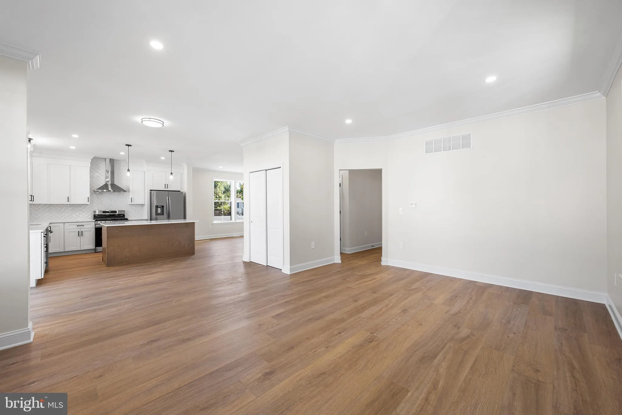 Cherry Hill, New Jersey 08002, United States, 4 Bedrooms Bedrooms, ,3 BathroomsBathrooms,Residential,Active,193181