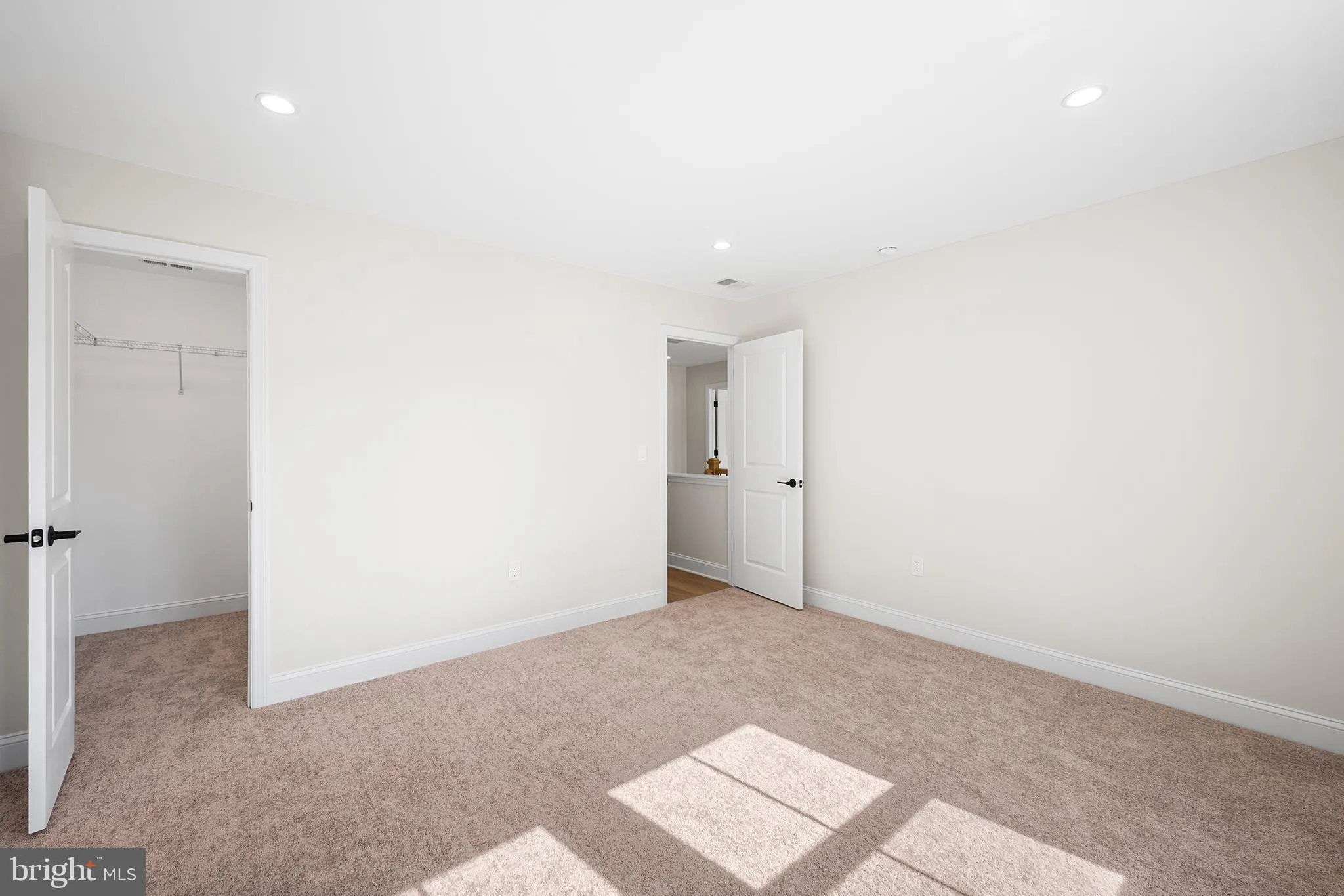 Cherry Hill, New Jersey 08002, United States, 4 Bedrooms Bedrooms, ,3 BathroomsBathrooms,Residential,Active,193181