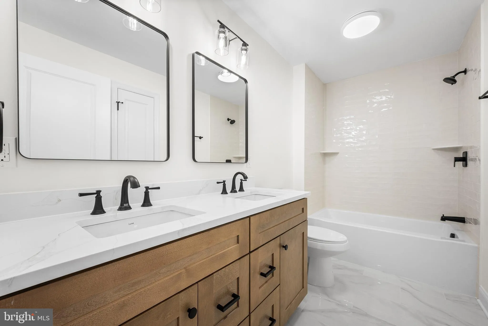 Cherry Hill, New Jersey 08002, United States, 4 Bedrooms Bedrooms, ,3 BathroomsBathrooms,Residential,Active,193181