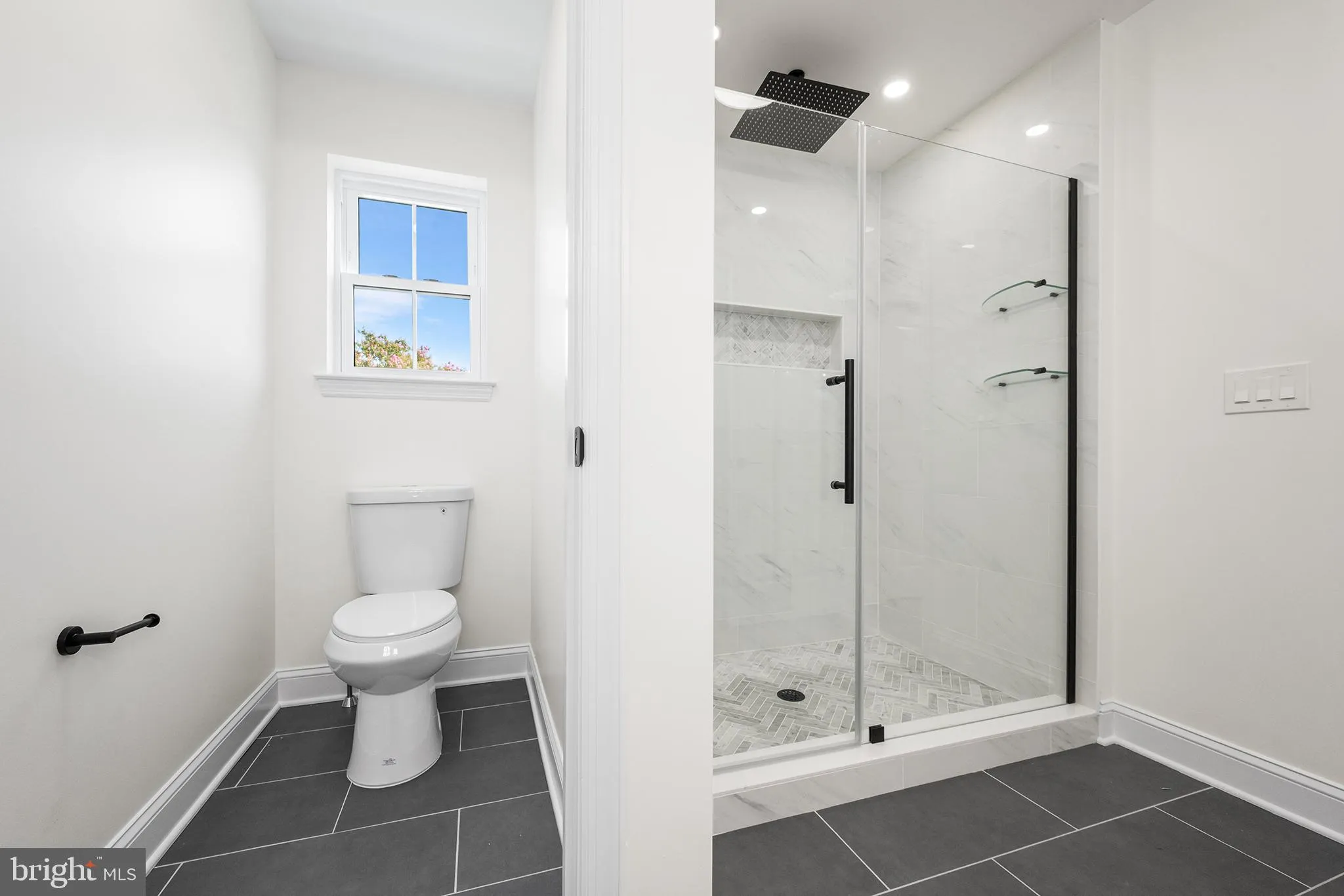 Cherry Hill, New Jersey 08002, United States, 4 Bedrooms Bedrooms, ,3 BathroomsBathrooms,Residential,Active,193181