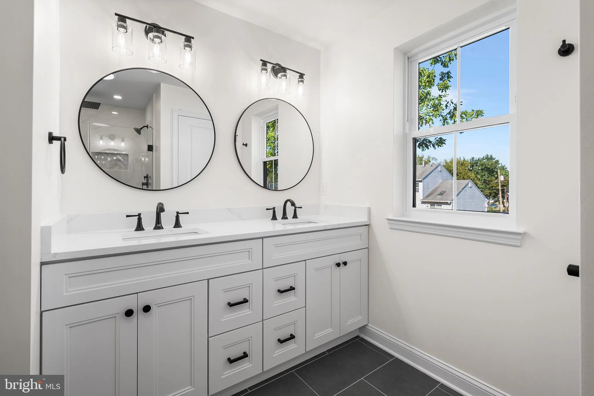 Cherry Hill, New Jersey 08002, United States, 4 Bedrooms Bedrooms, ,3 BathroomsBathrooms,Residential,Active,193181