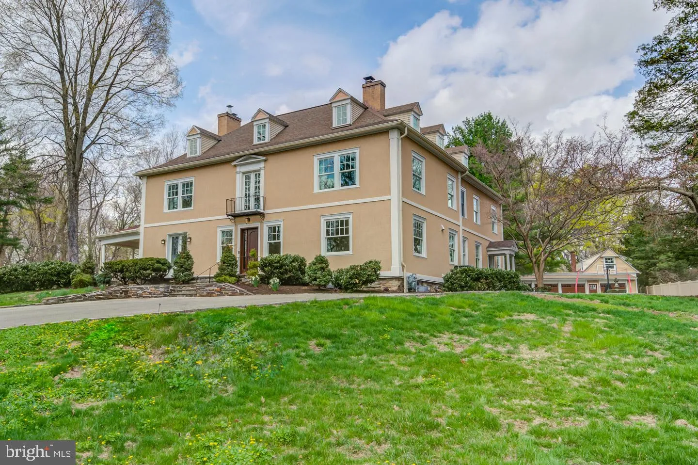 Bryn Mawr, Pennsylvania 19010, United States, 6 Bedrooms Bedrooms, ,6 BathroomsBathrooms,Residential,Pending,82010