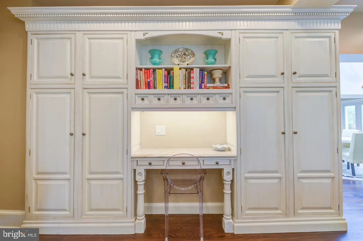 Bryn Mawr, Pennsylvania 19010, United States, 6 Bedrooms Bedrooms, ,6 BathroomsBathrooms,Residential,Pending,82010