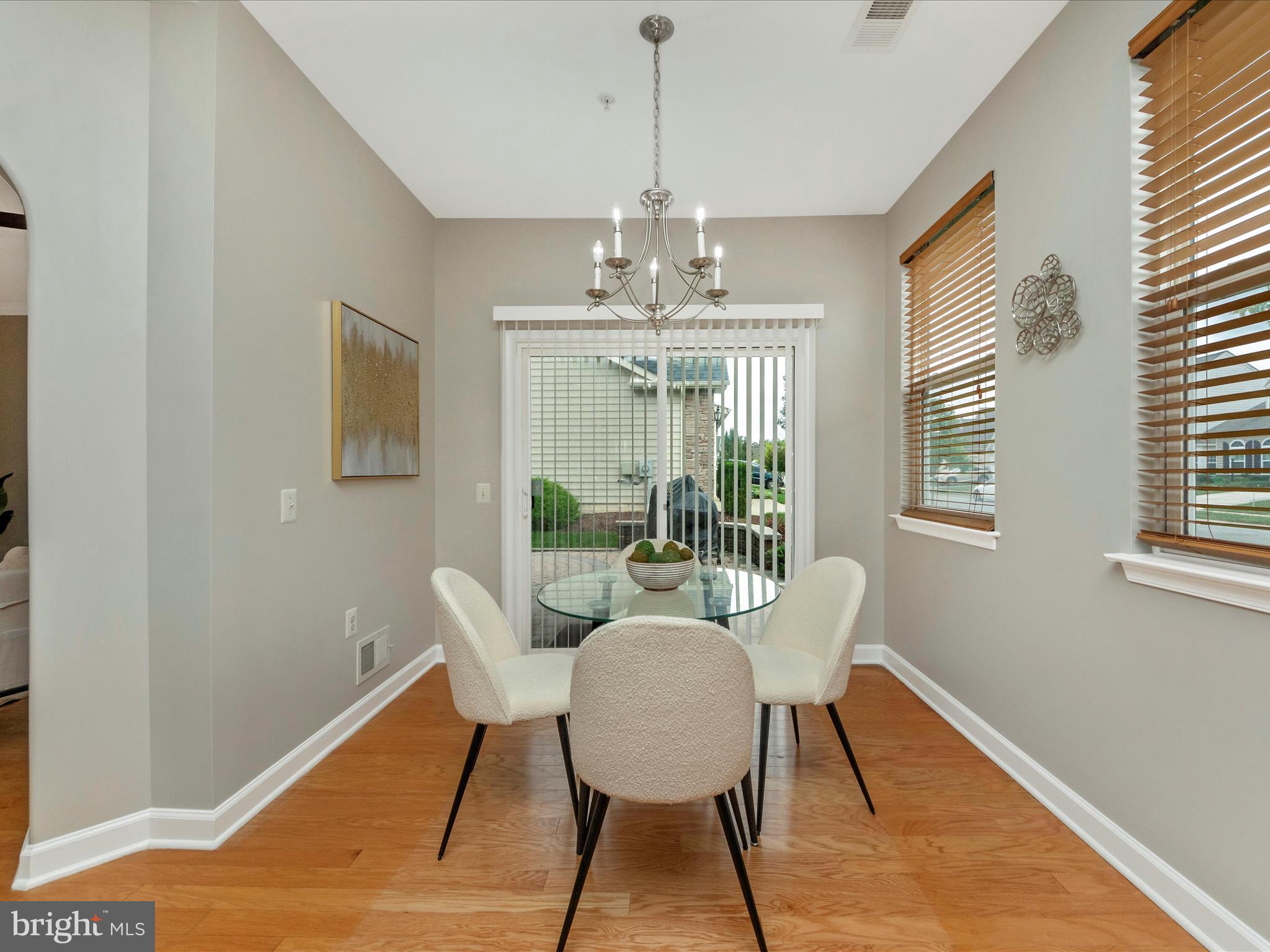 CENTRAL PARKE COLONIAL CHARLES - Residential