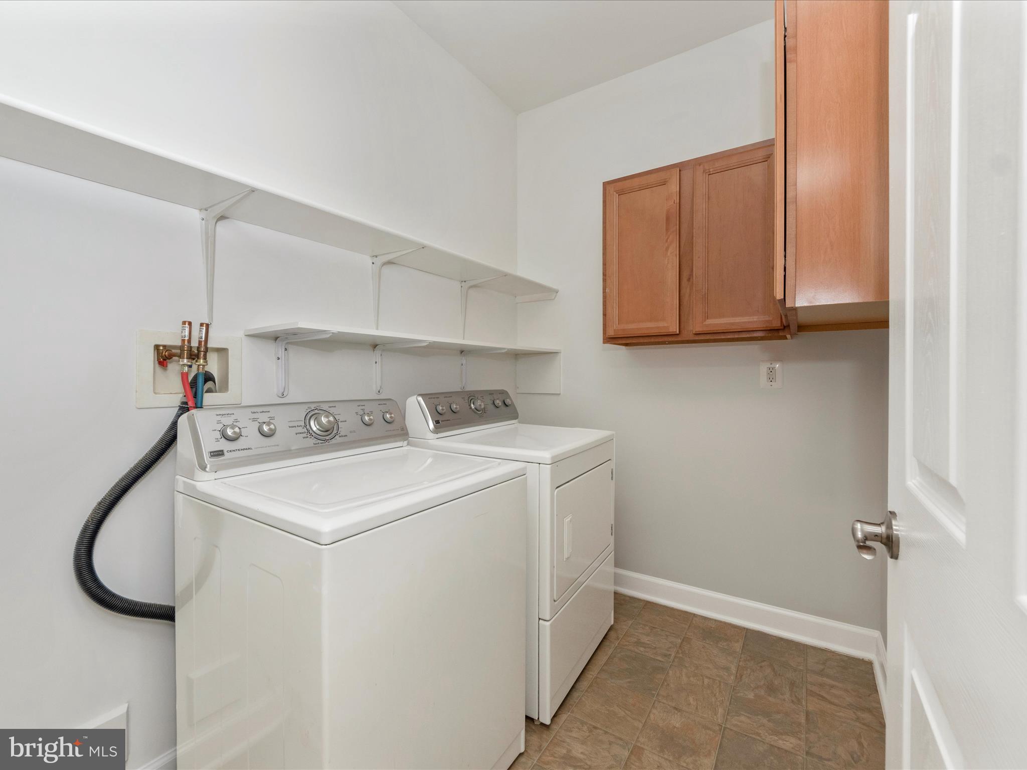 CENTRAL PARKE COLONIAL CHARLES - Residential