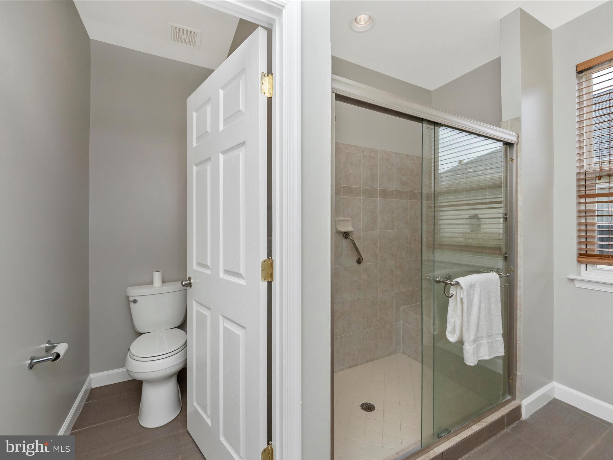 CENTRAL PARKE COLONIAL CHARLES - Residential