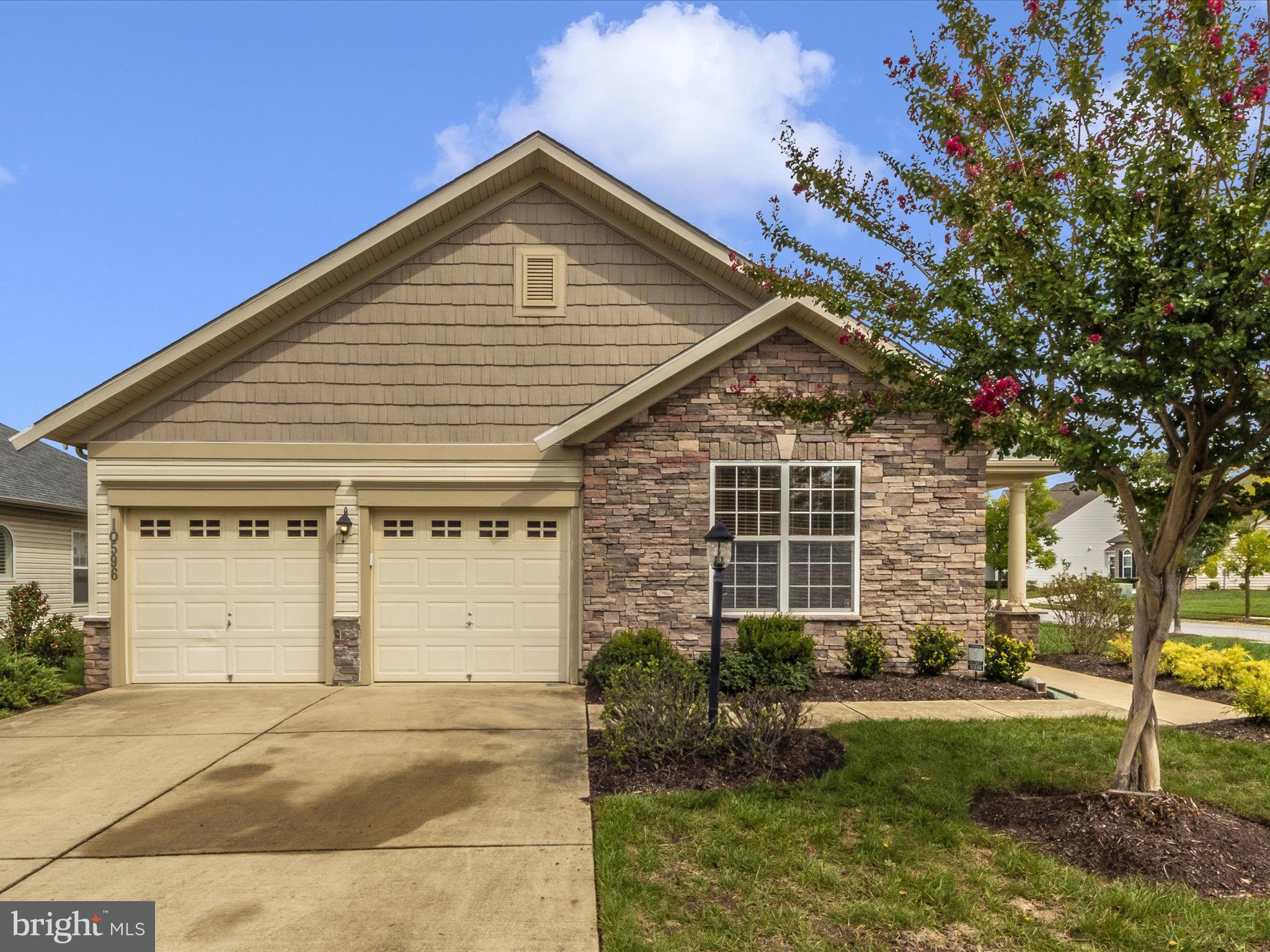 CENTRAL PARKE COLONIAL CHARLES - Residential