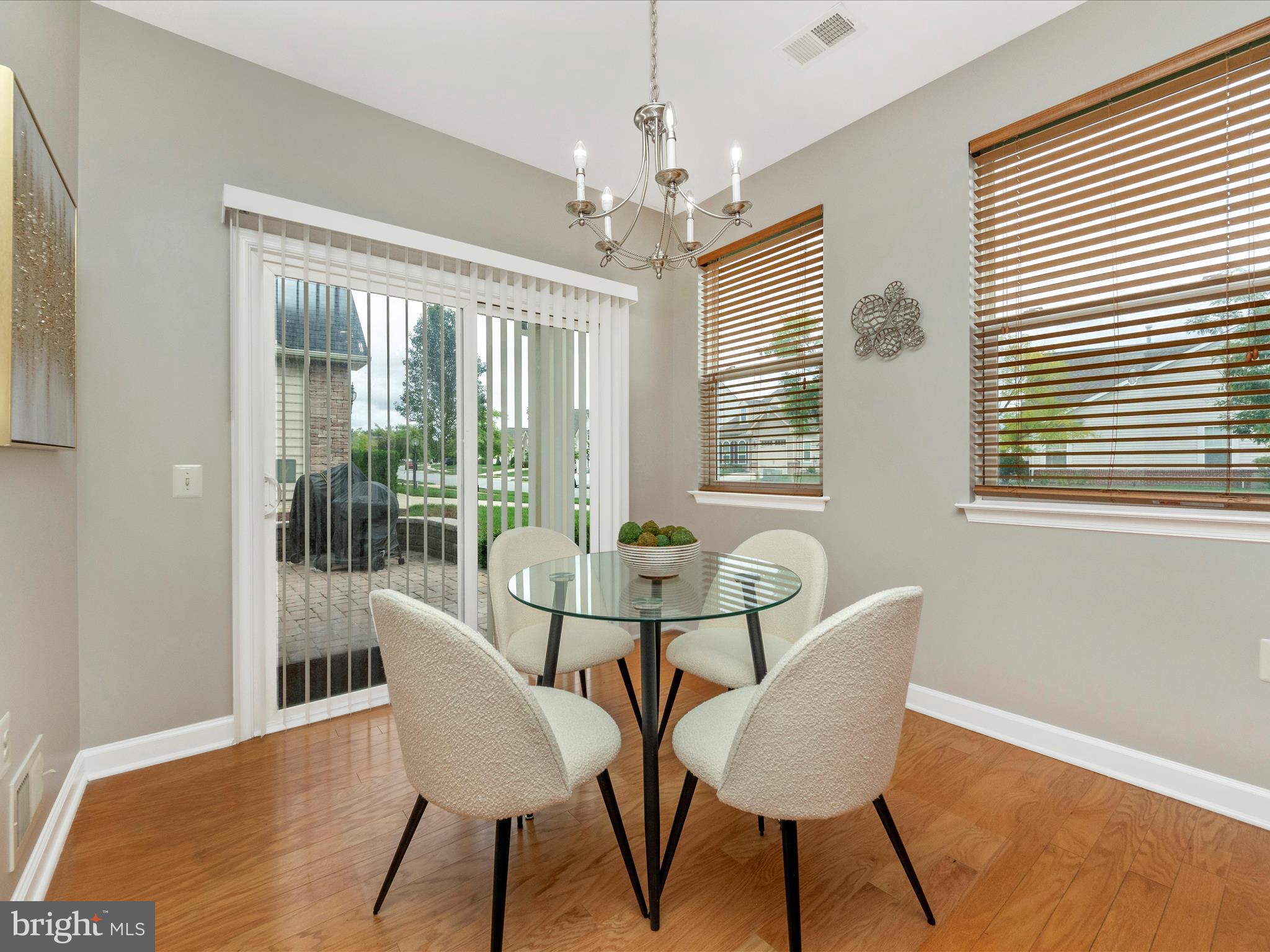 CENTRAL PARKE COLONIAL CHARLES - Residential