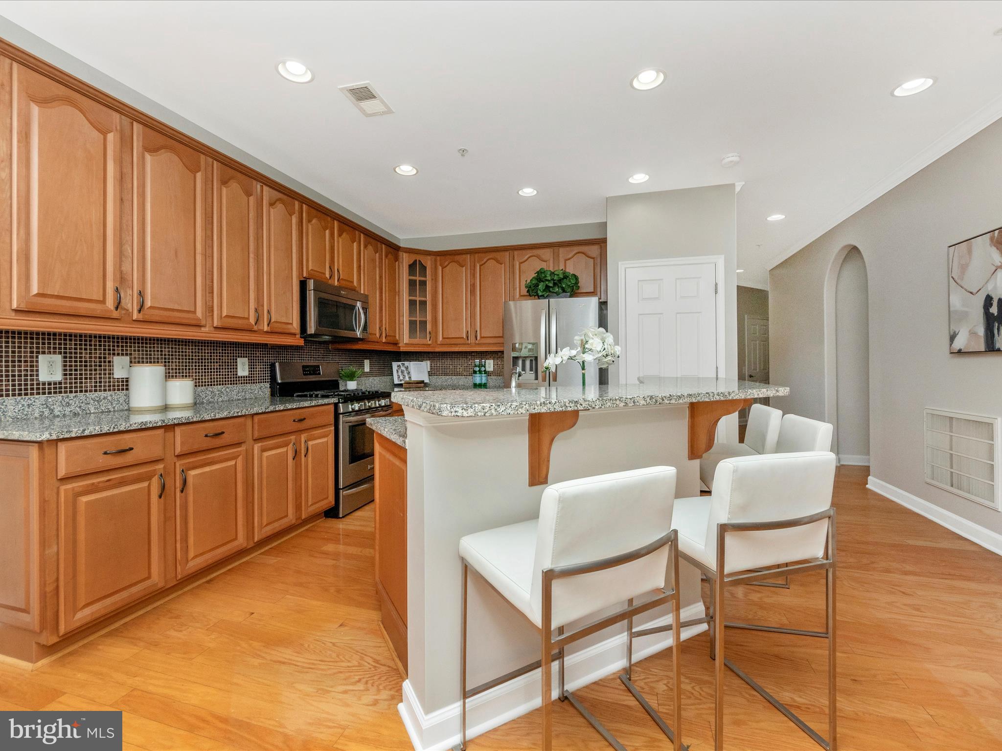 CENTRAL PARKE COLONIAL CHARLES - Residential