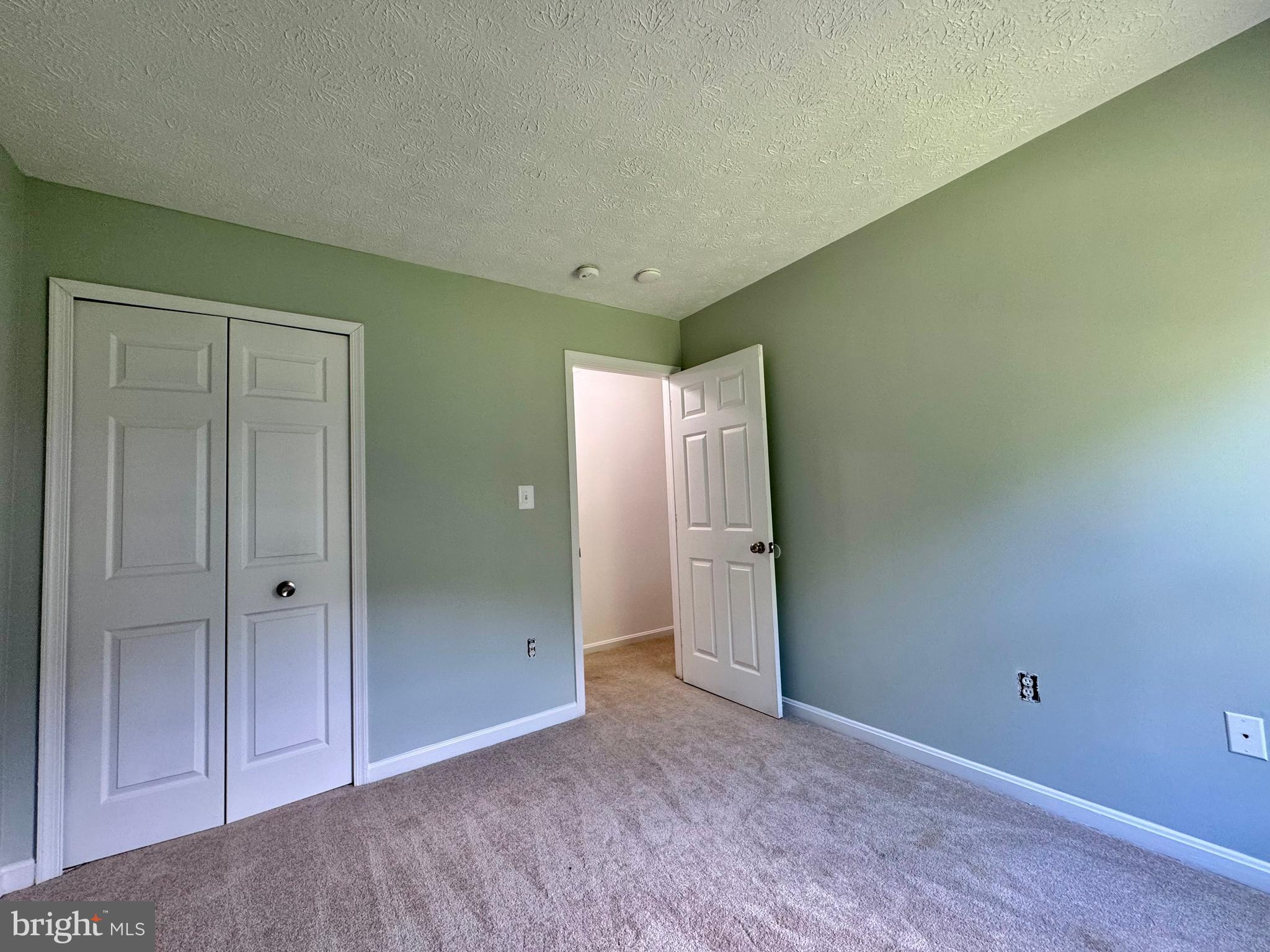 HARBOR POINTE - Residential