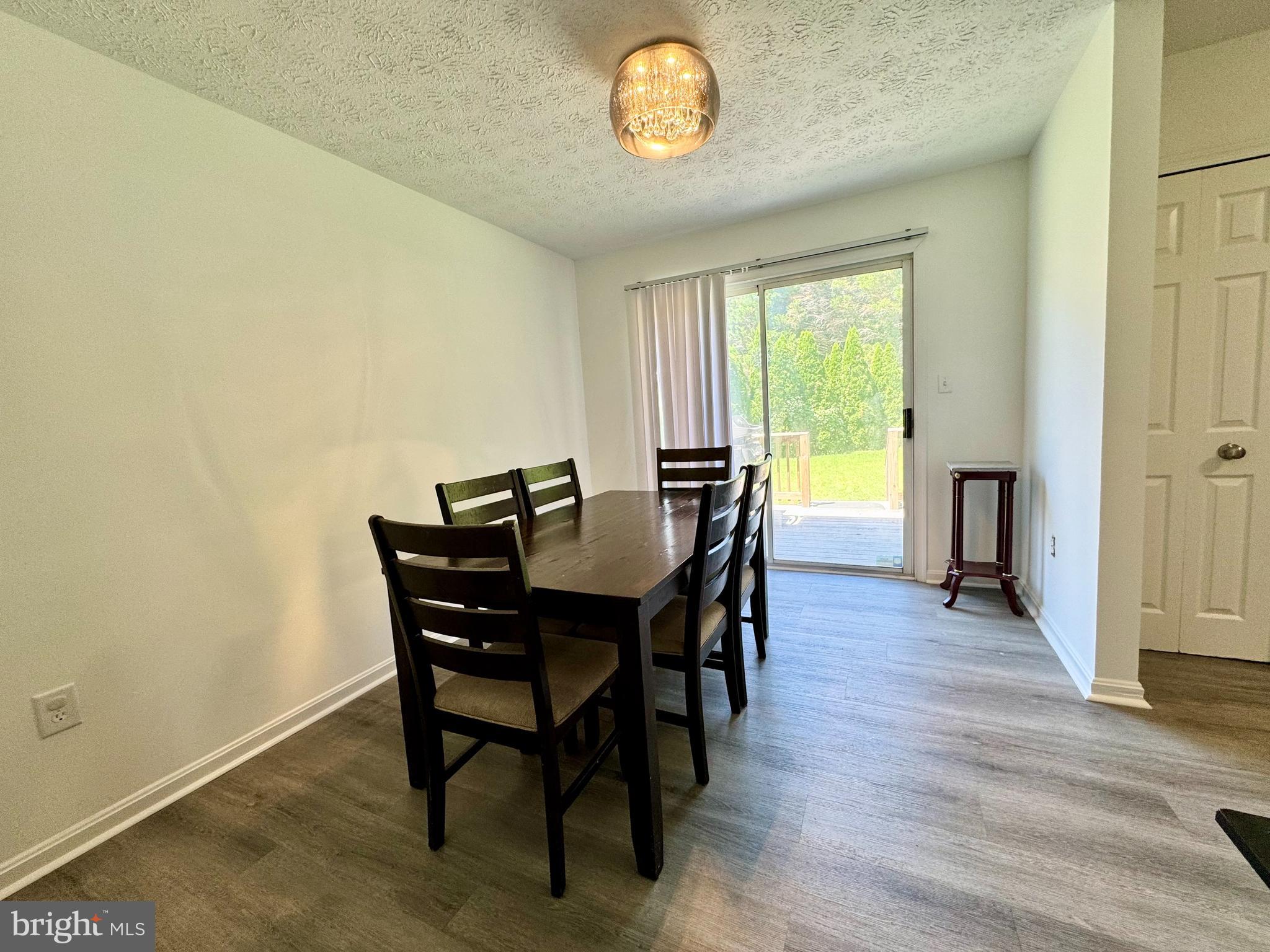 HARBOR POINTE - Residential