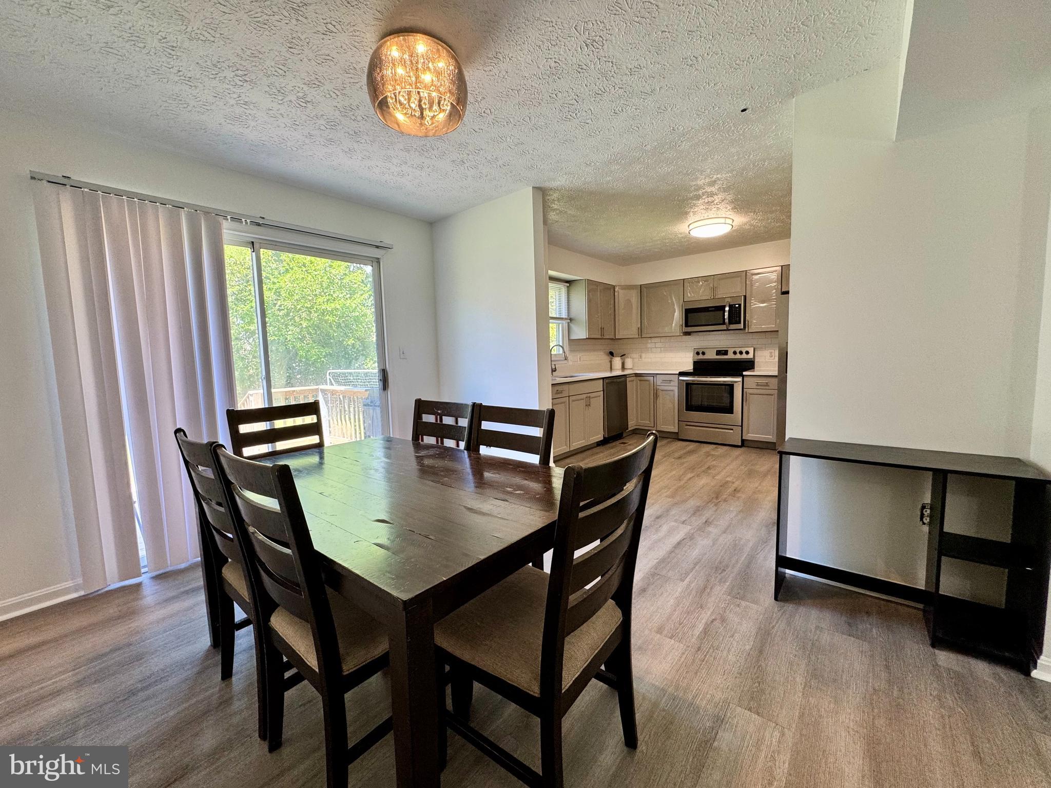 HARBOR POINTE - Residential