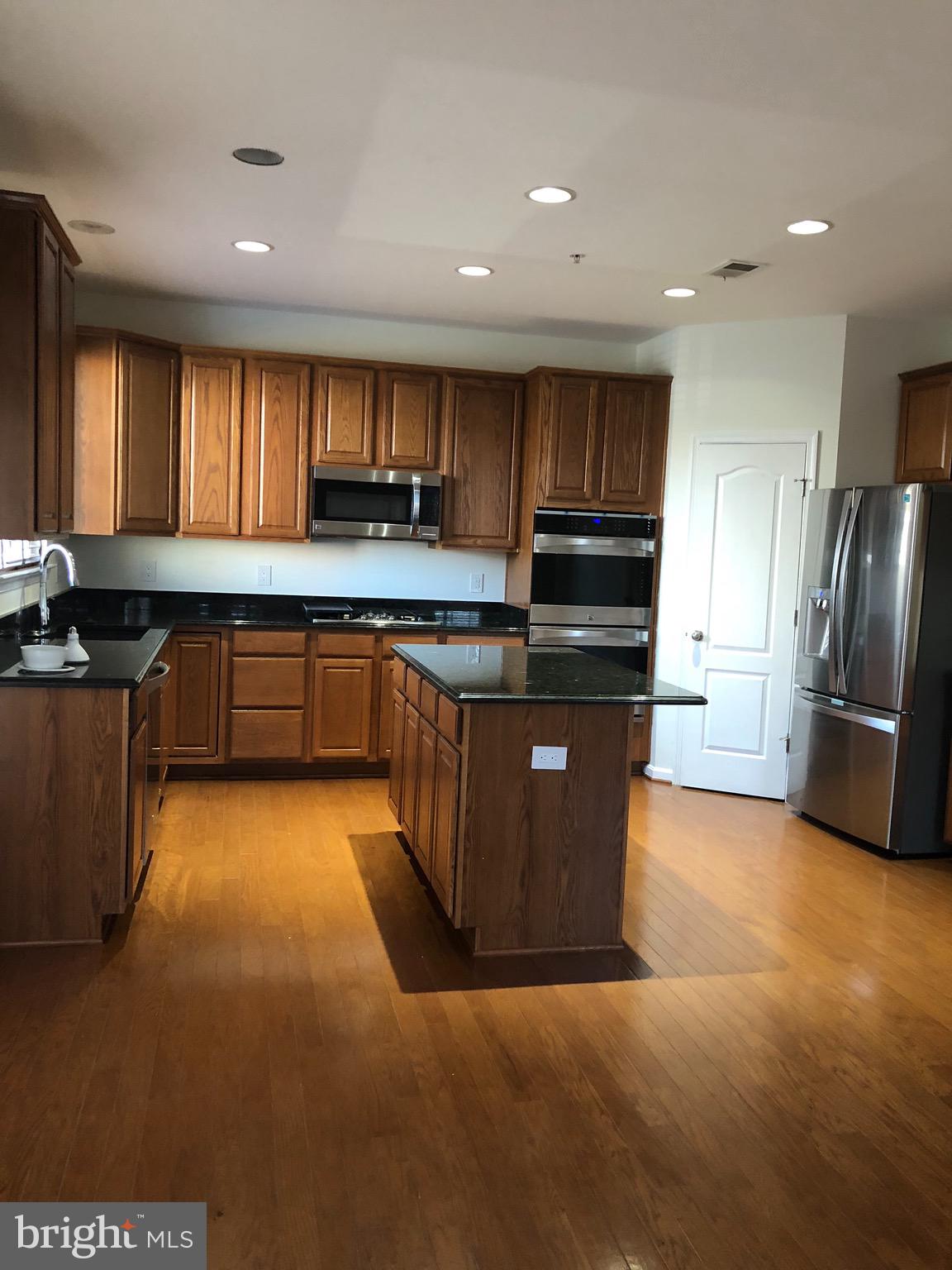 TOWN CENTER AT CAMP SPRINGS - Residential Lease