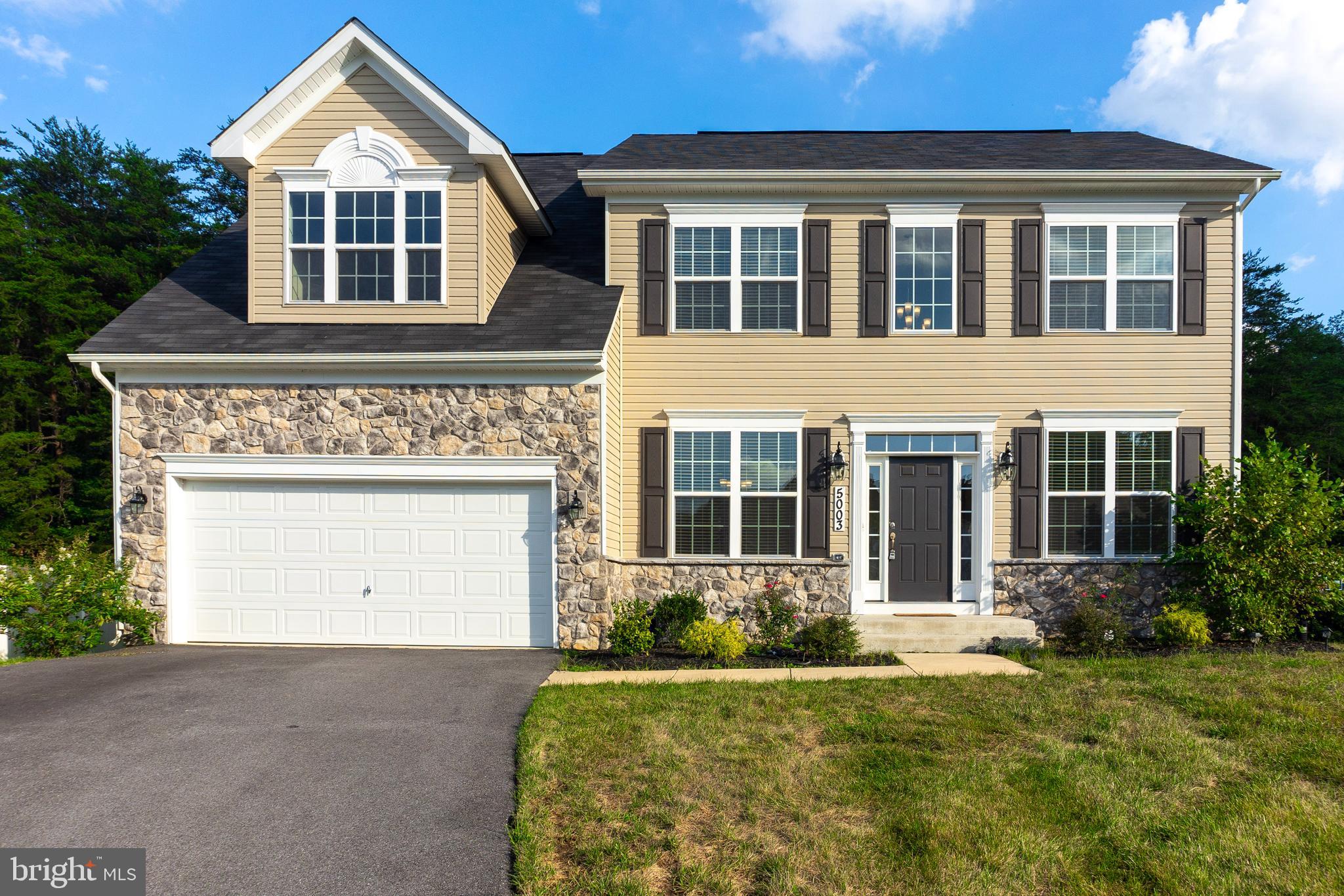 WOODBURN ESTATES - Residential Lease