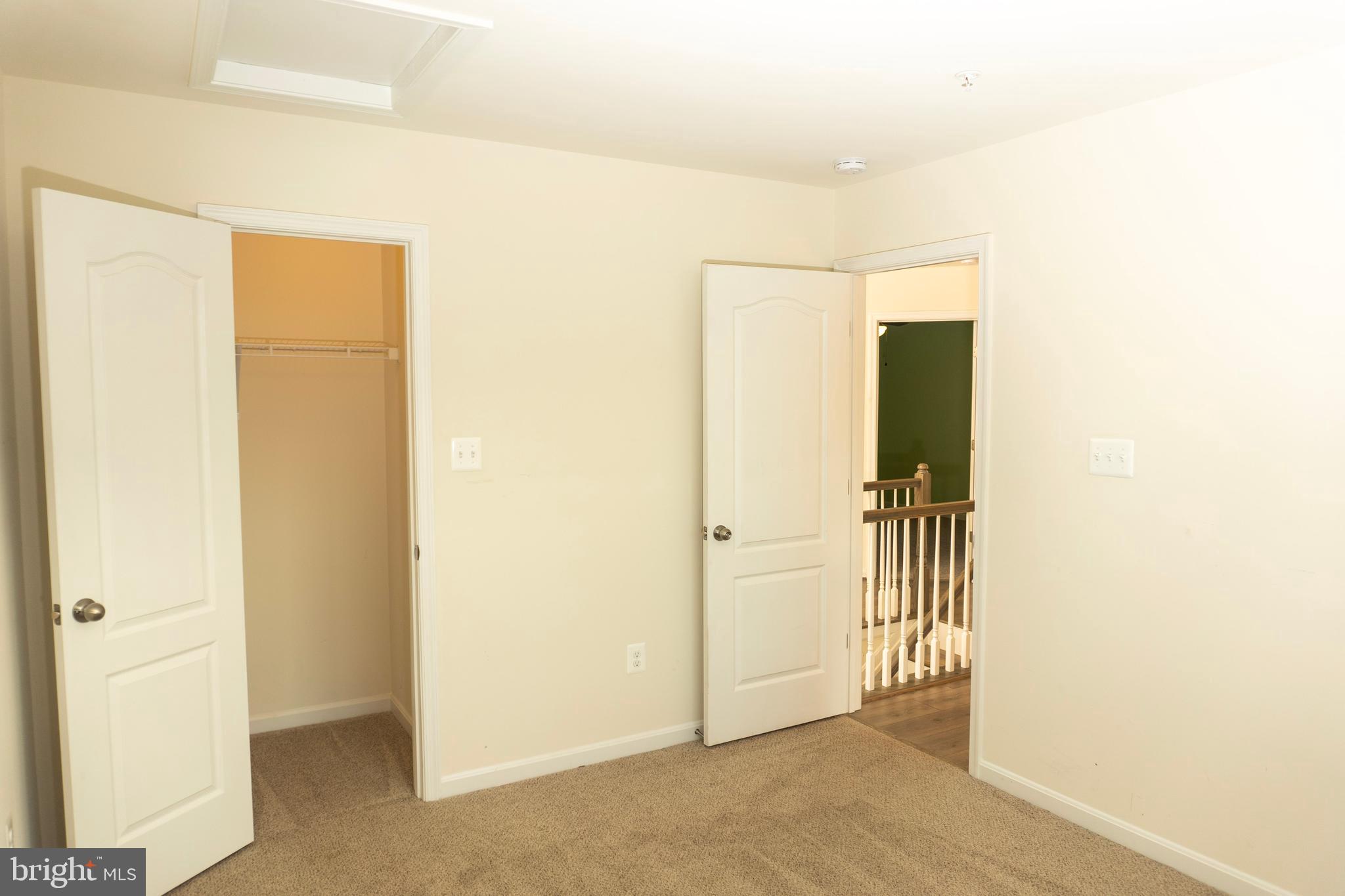 WOODBURN ESTATES - Residential Lease