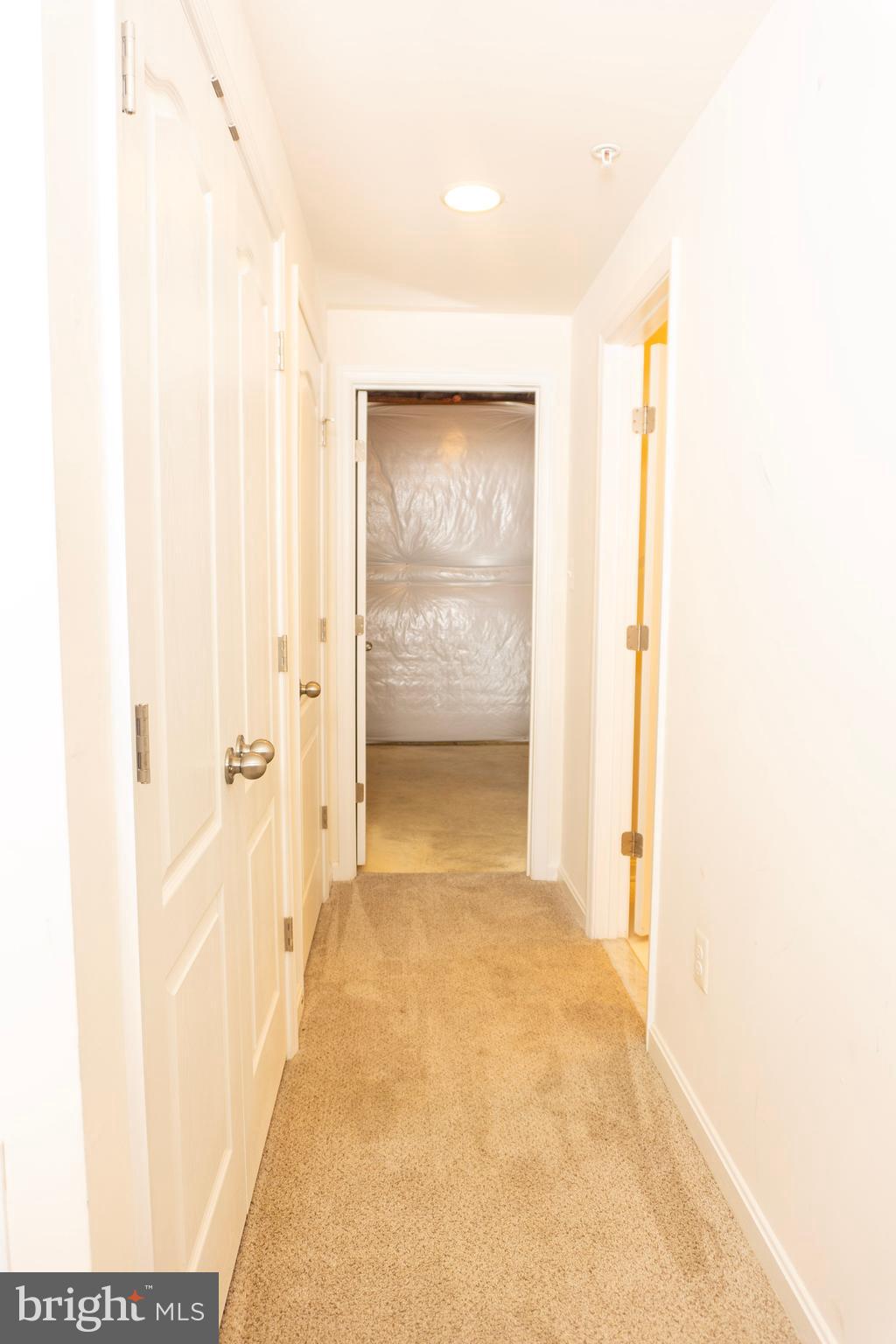 WOODBURN ESTATES - Residential Lease