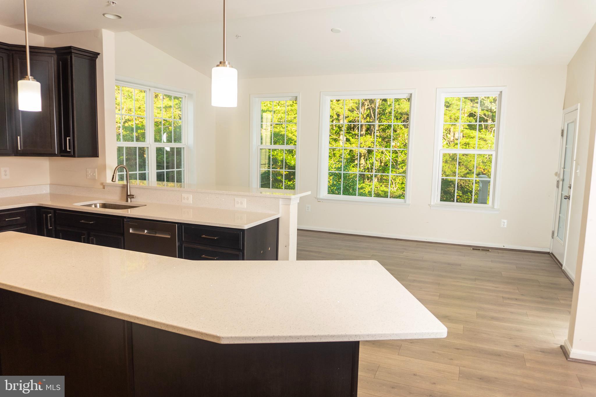 WOODBURN ESTATES - Residential Lease