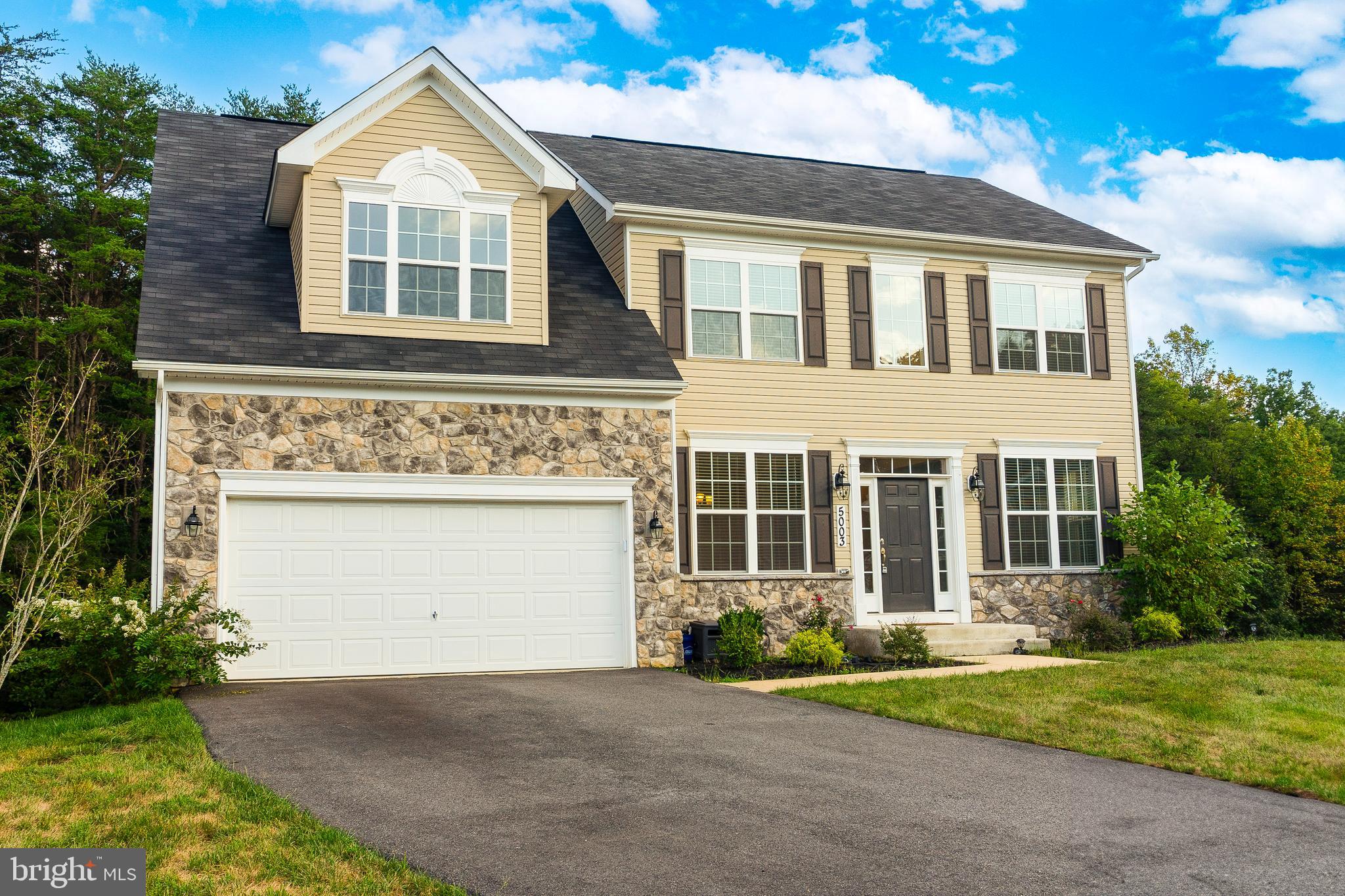 WOODBURN ESTATES - Residential Lease