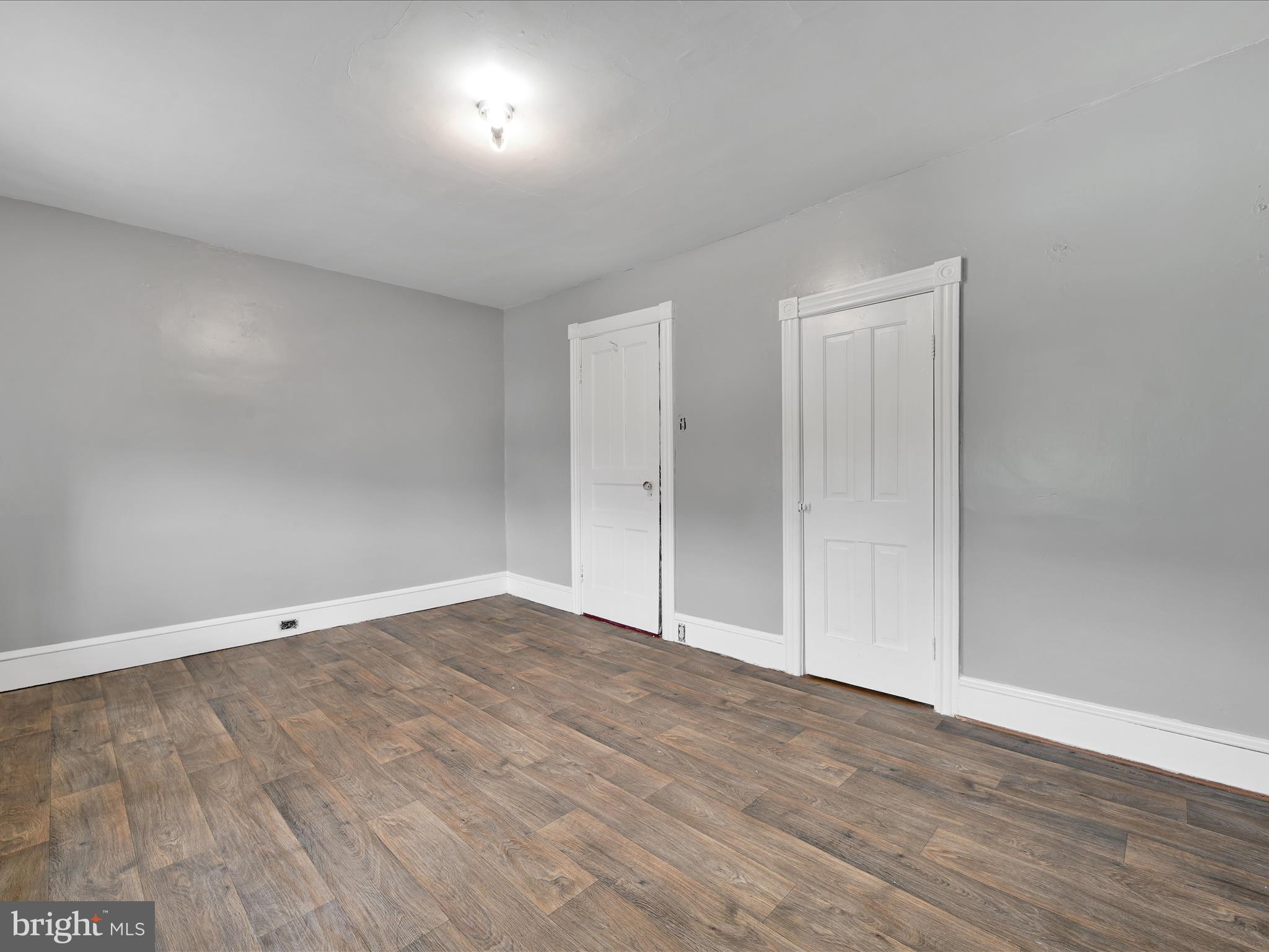 PINE GROVE - Residential