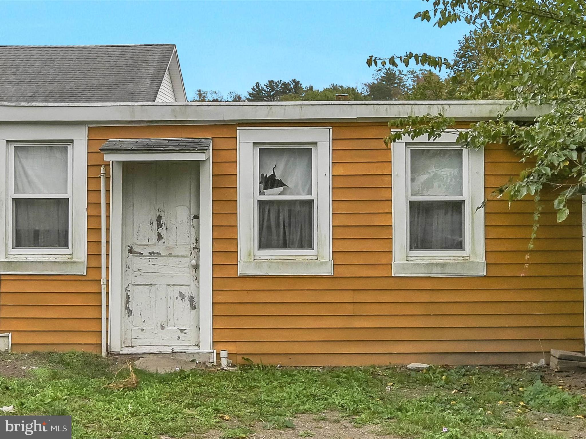 PINE GROVE - Residential