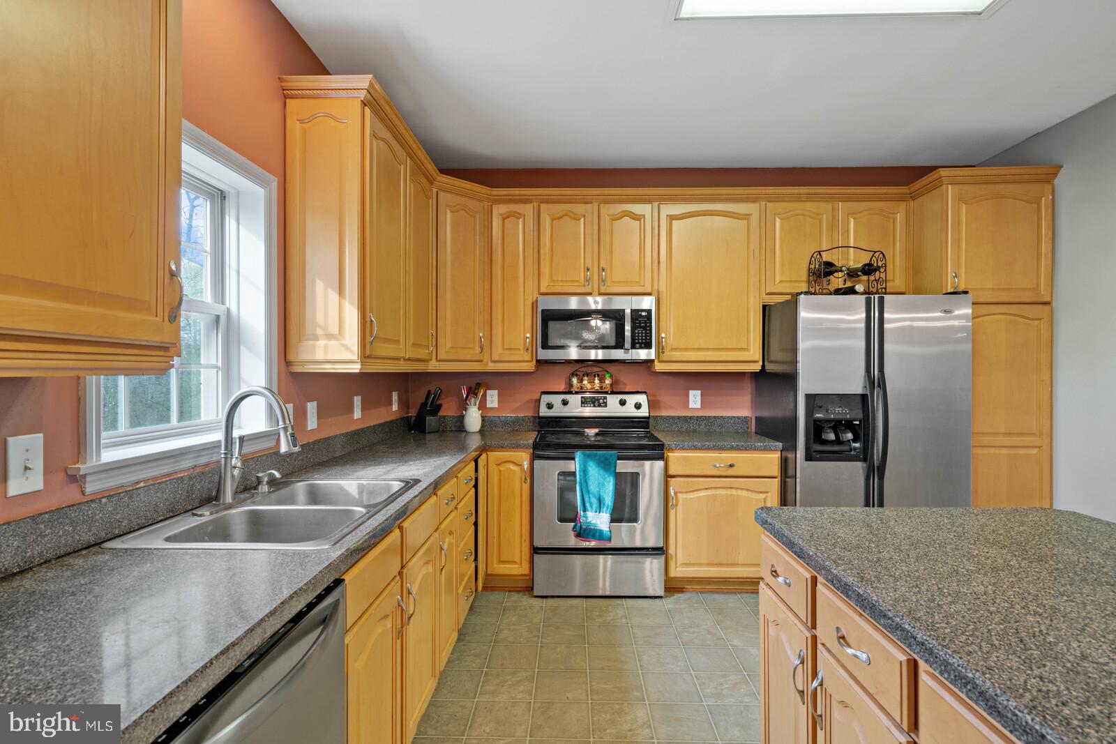 WIDEWATER VILLAGE - Residential