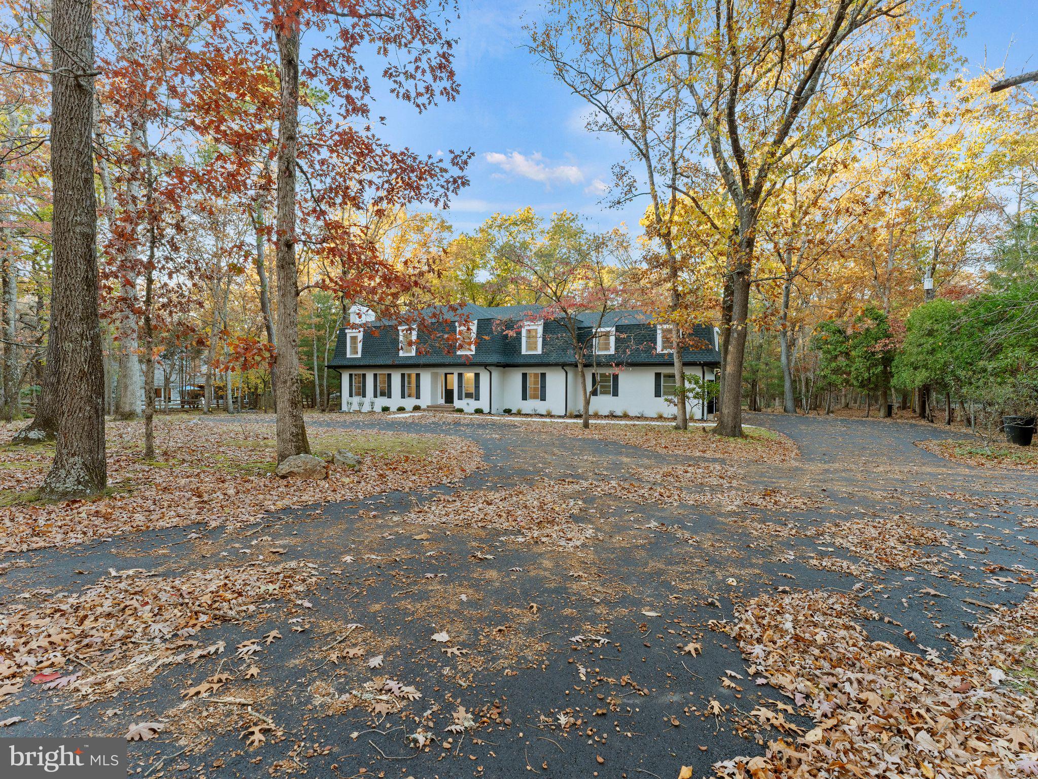 40 E CENTENNIAL DRIVE