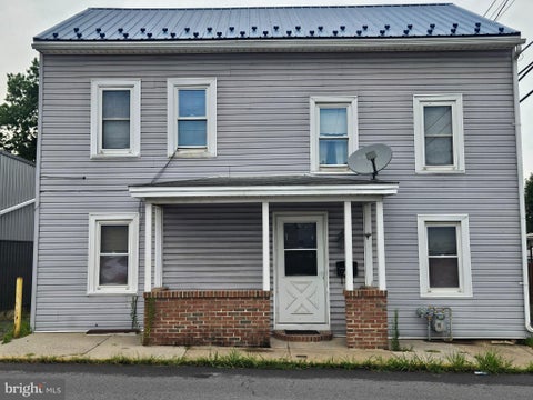 Photo of 10 South Pine St, LEWISTOWN, PA 17044 (MLS # PAMF2053326)