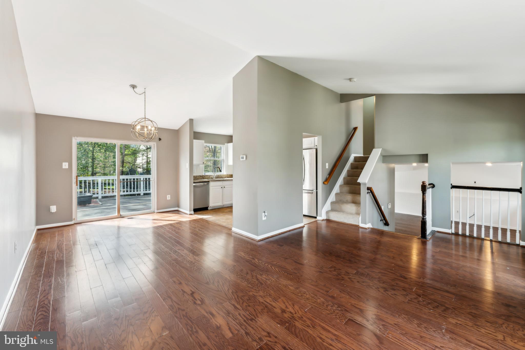 DORCHESTER - ST. CHARLES - Residential