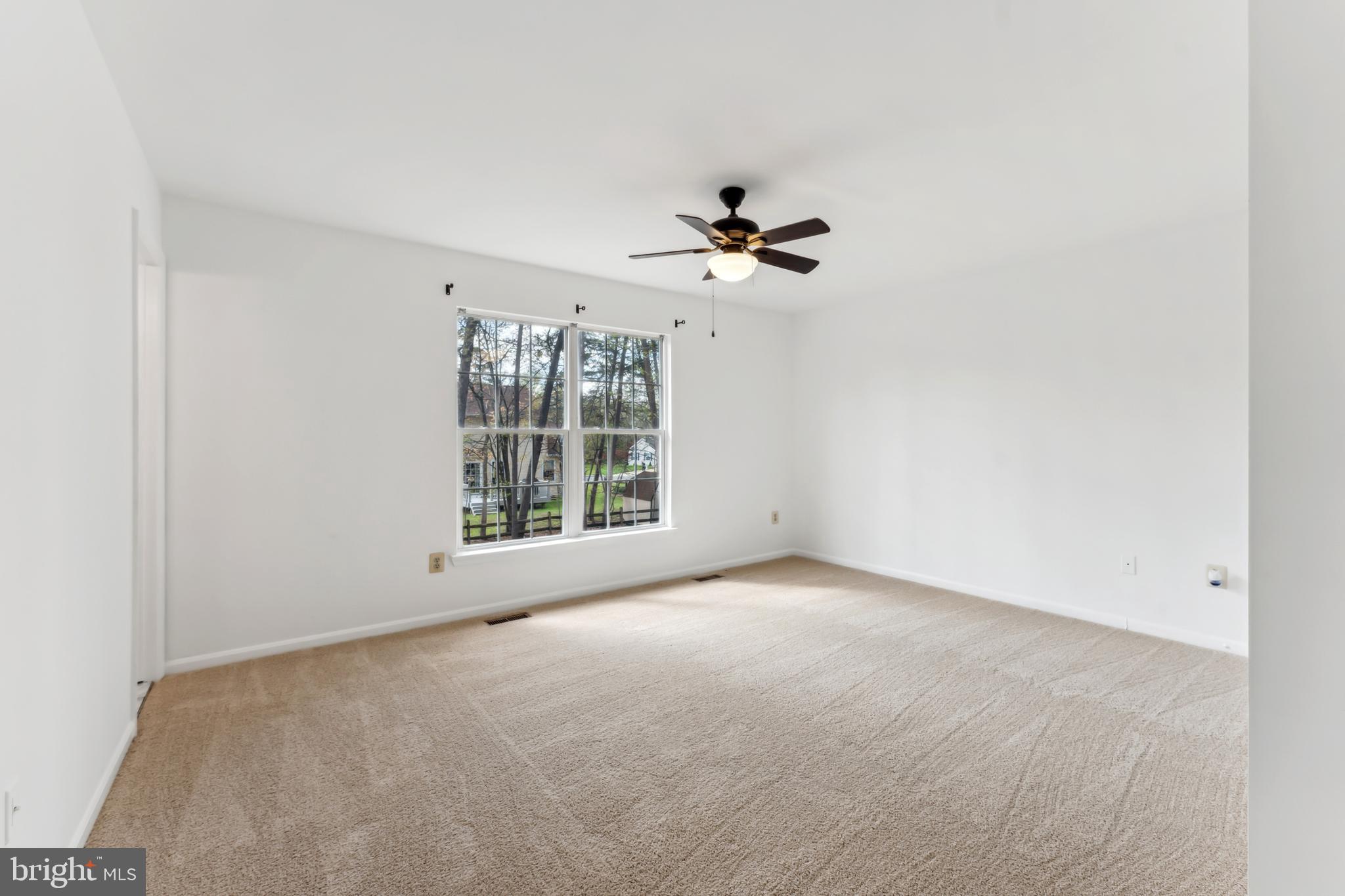 DORCHESTER - ST. CHARLES - Residential