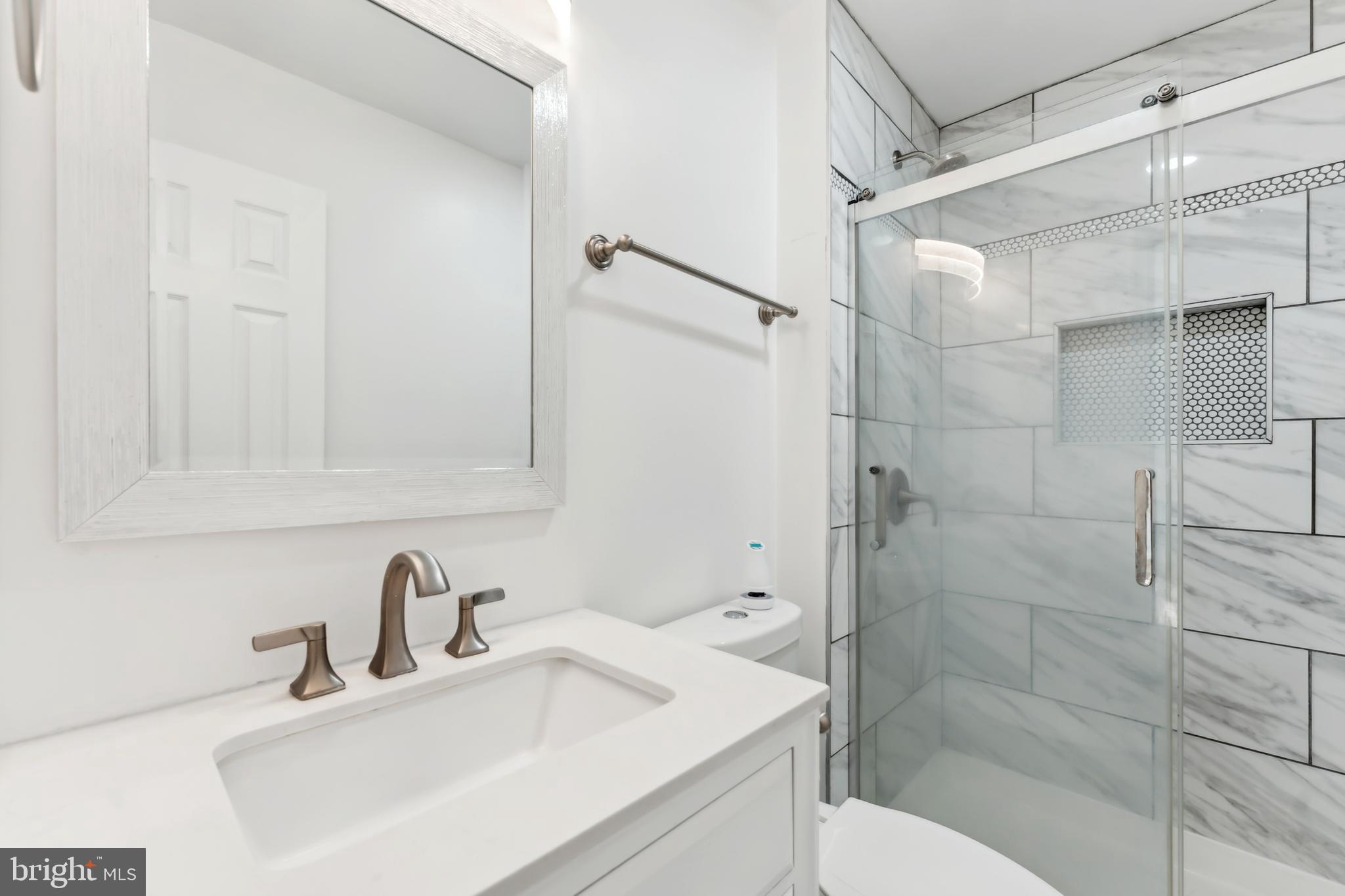 DORCHESTER - ST. CHARLES - Residential