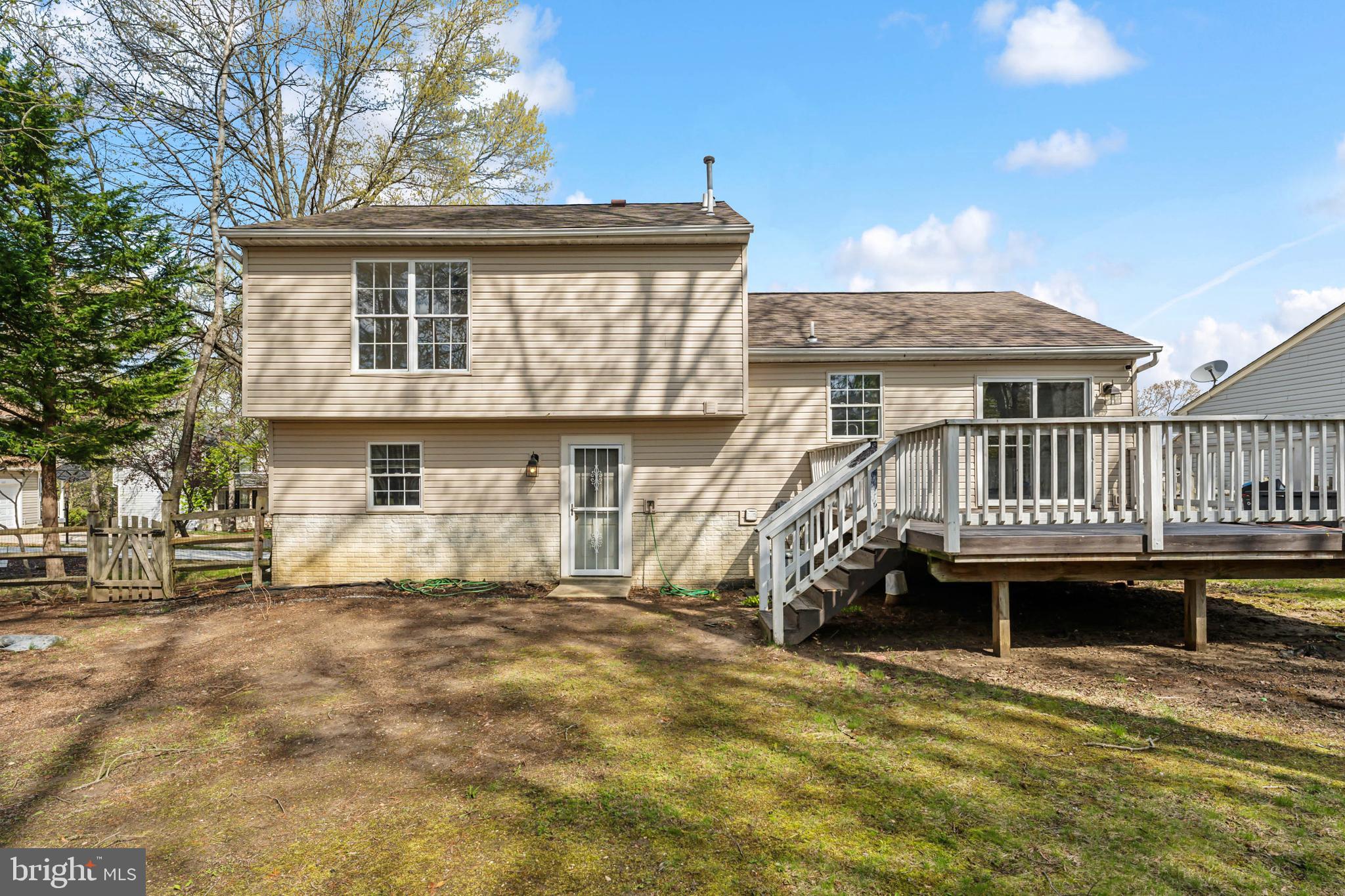 DORCHESTER - ST. CHARLES - Residential