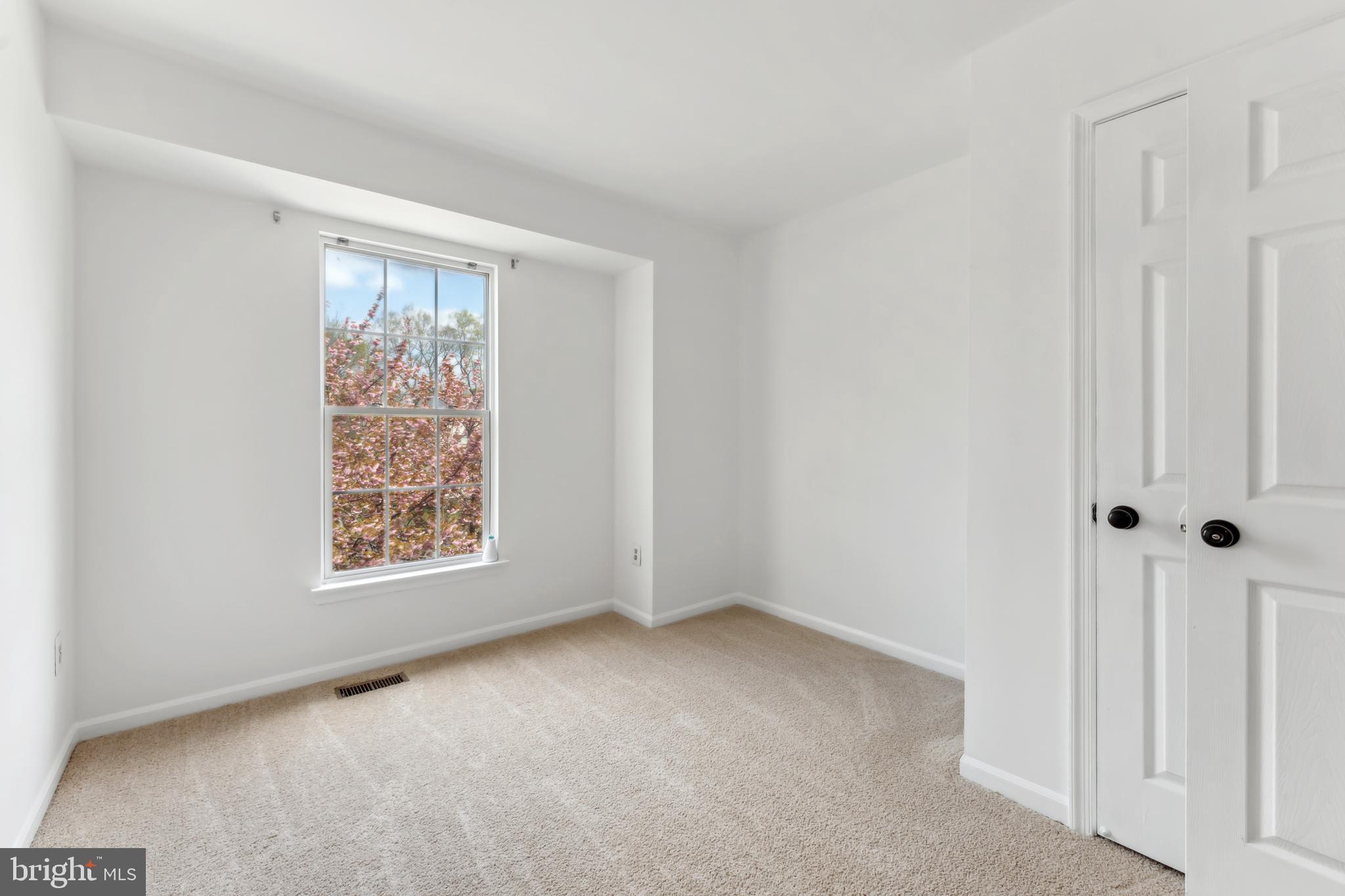 DORCHESTER - ST. CHARLES - Residential