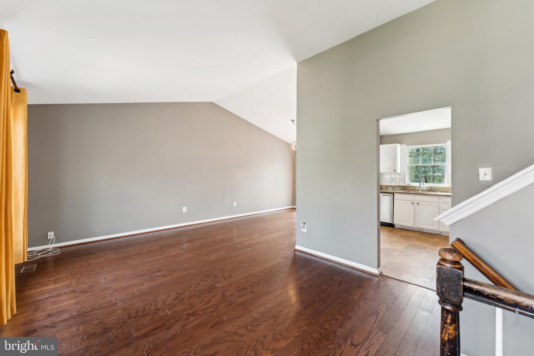 DORCHESTER - ST. CHARLES - Residential