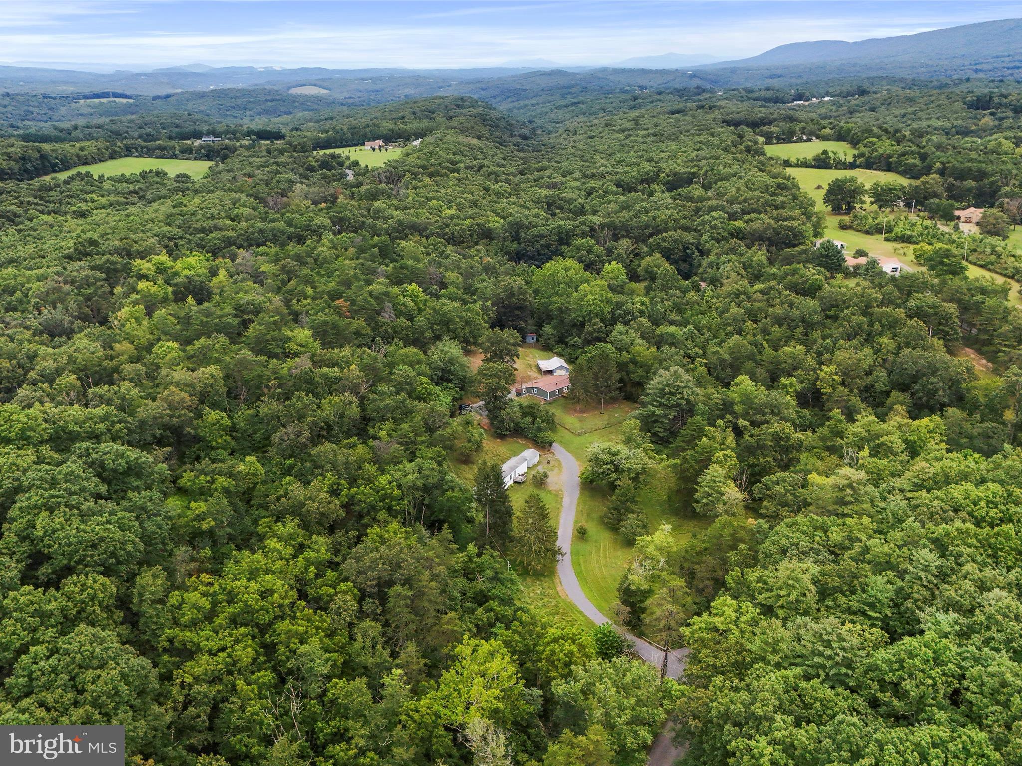 SLEEPY HILL - Residential