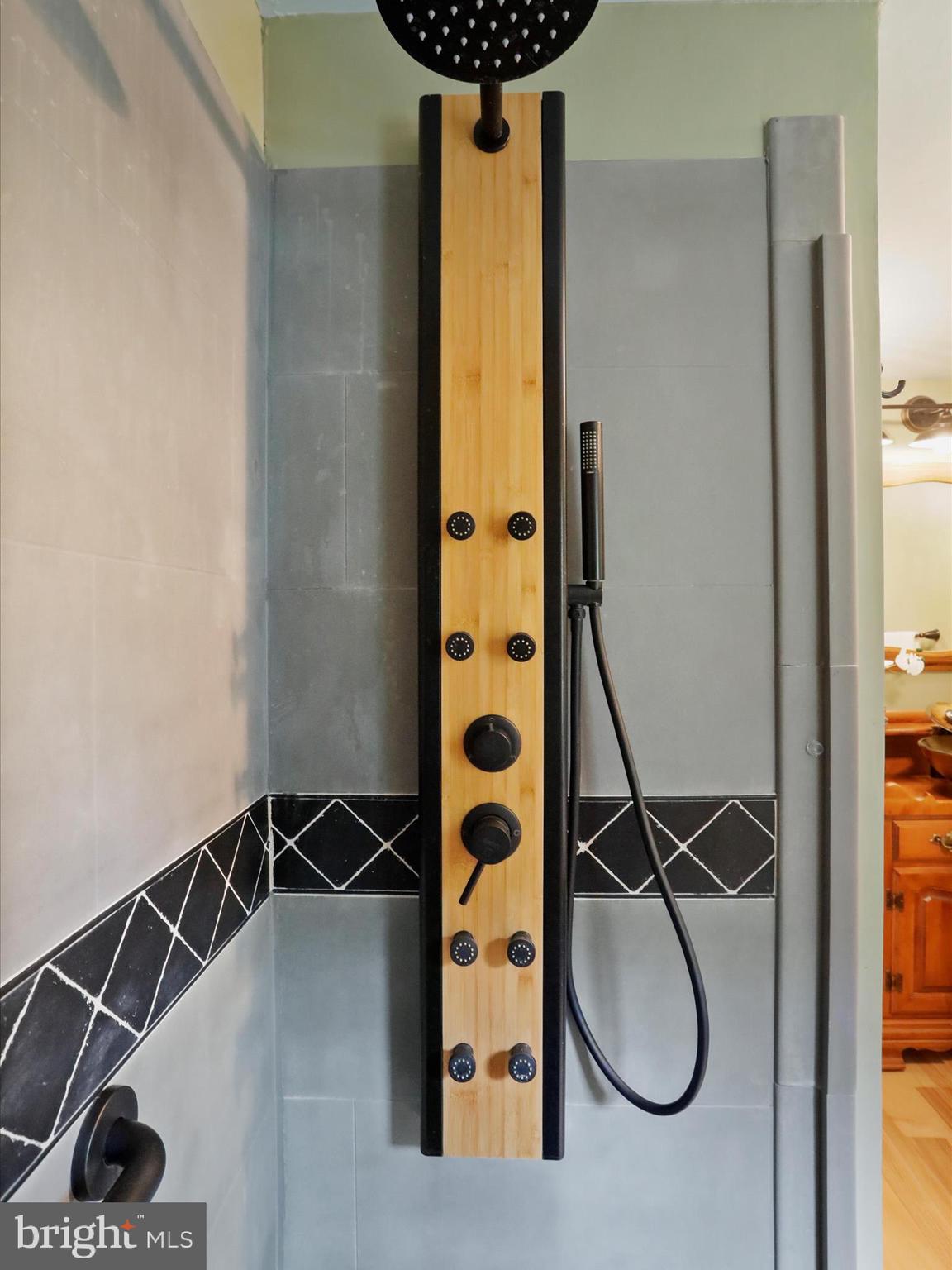 SLEEPY HILL - Residential