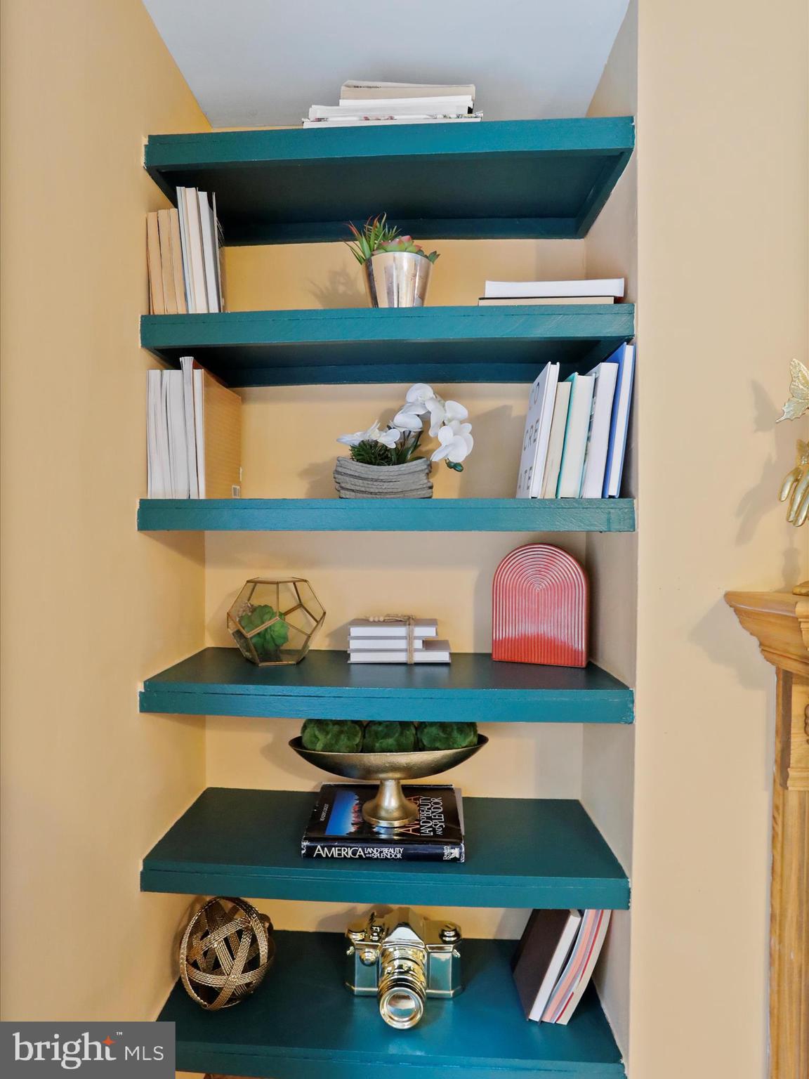 SLEEPY HILL - Residential